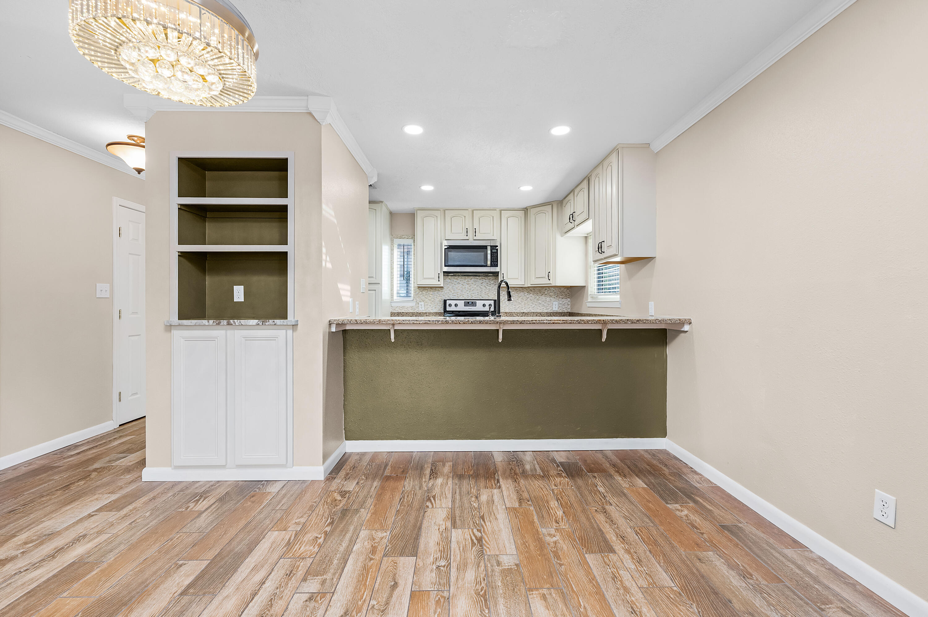 LA MAR WEST T/H PH 2 - Residential