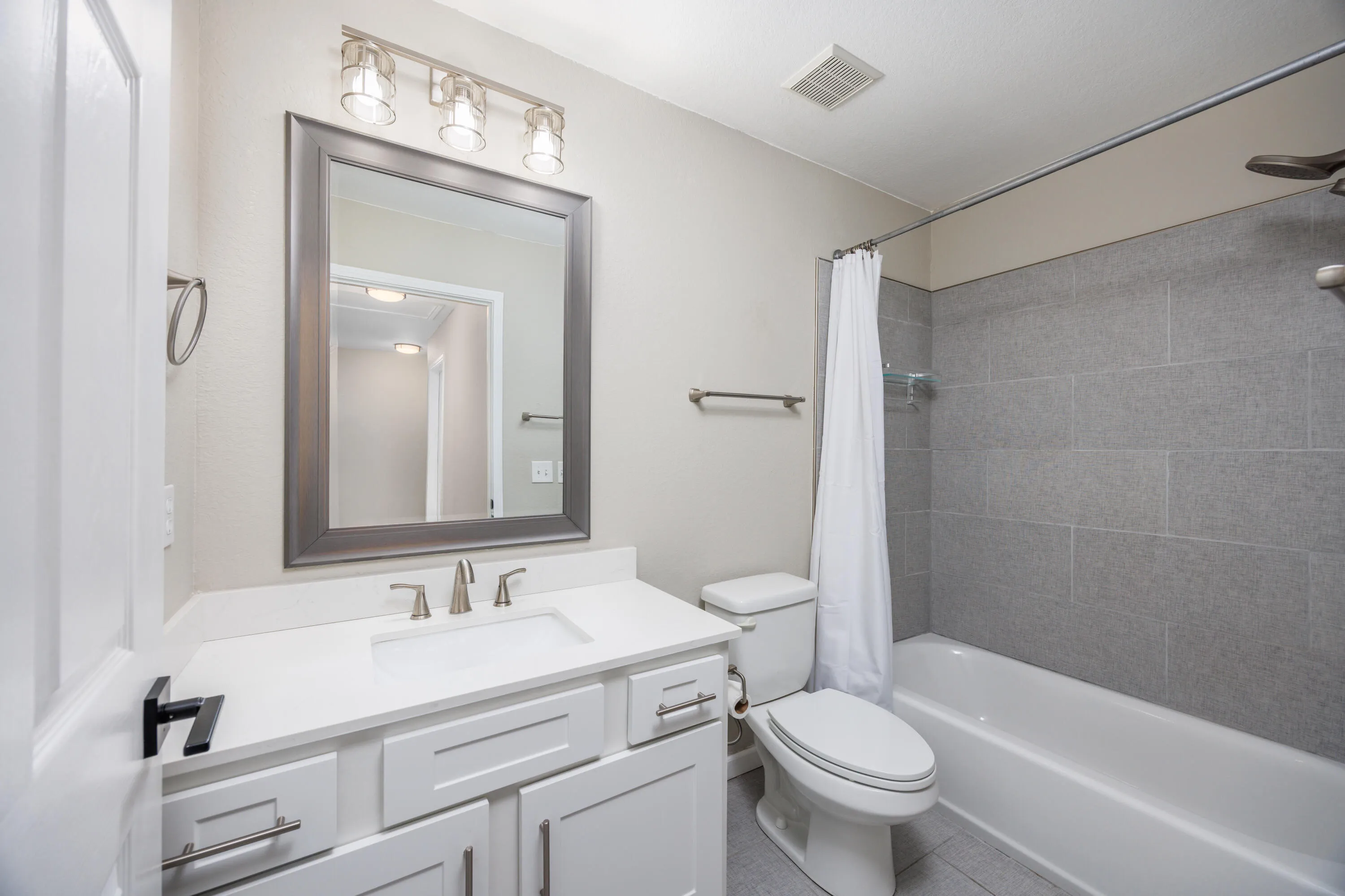 Destin, Florida 32541, United States, 3 Bedrooms Bedrooms, ,3 BathroomsBathrooms,Residential,Active,228447