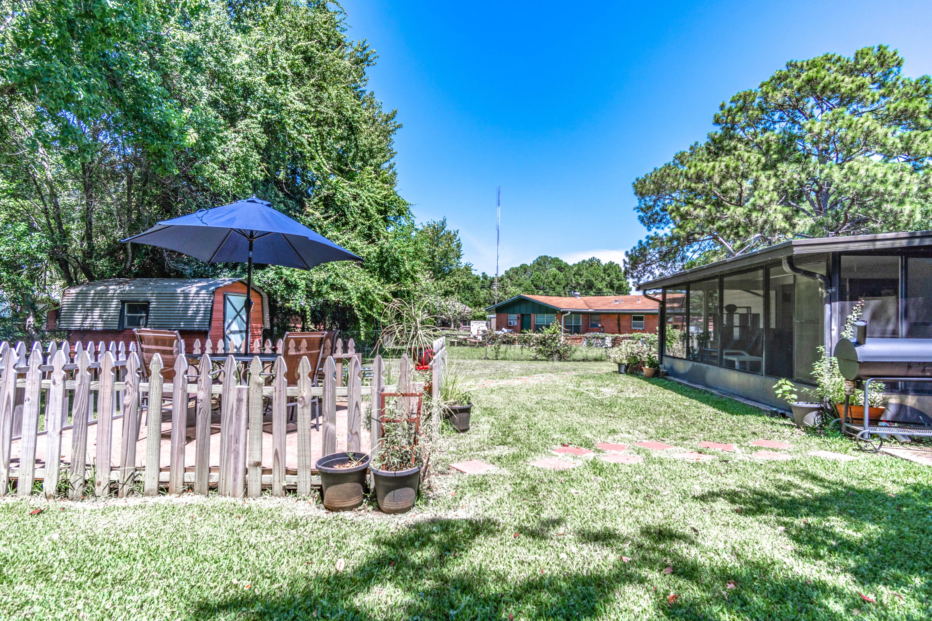 SANTA ROSA PARK 1ST ADDN - Residential