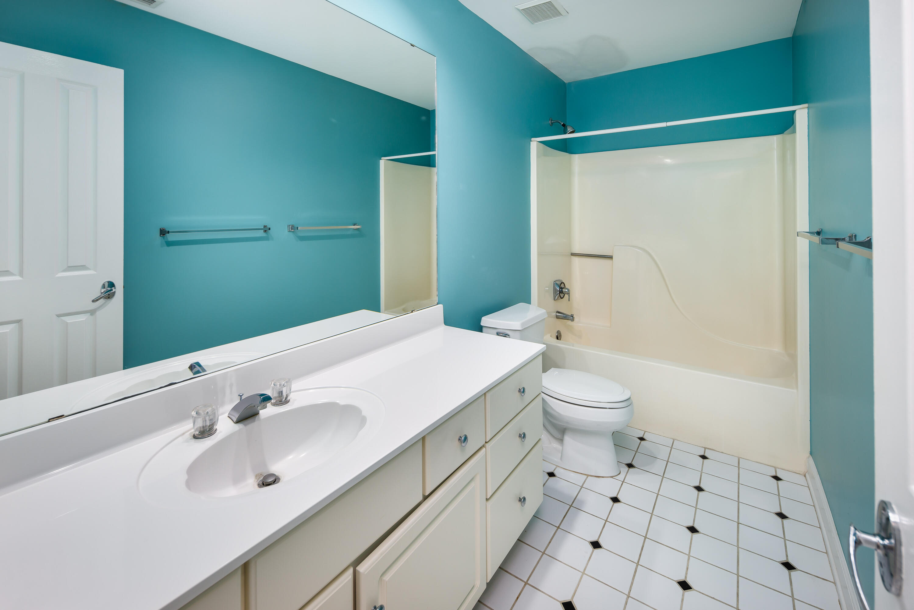 Oaklake S/D, Bluewater Bay - Residential