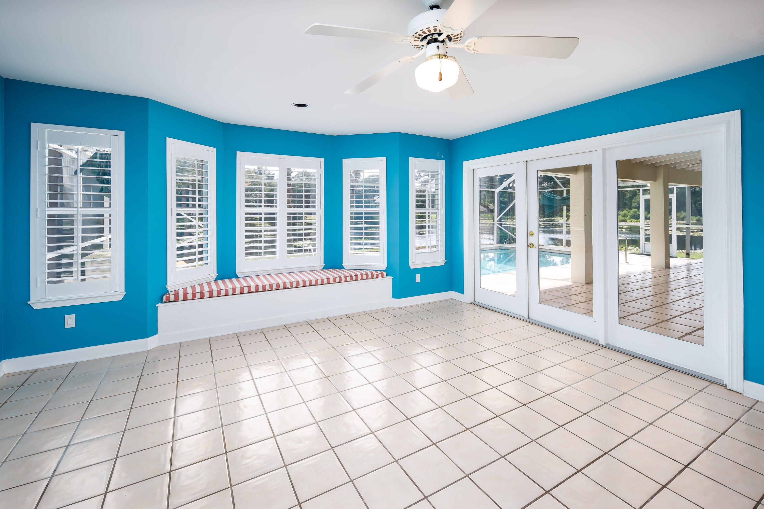 Oaklake S/D, Bluewater Bay - Residential