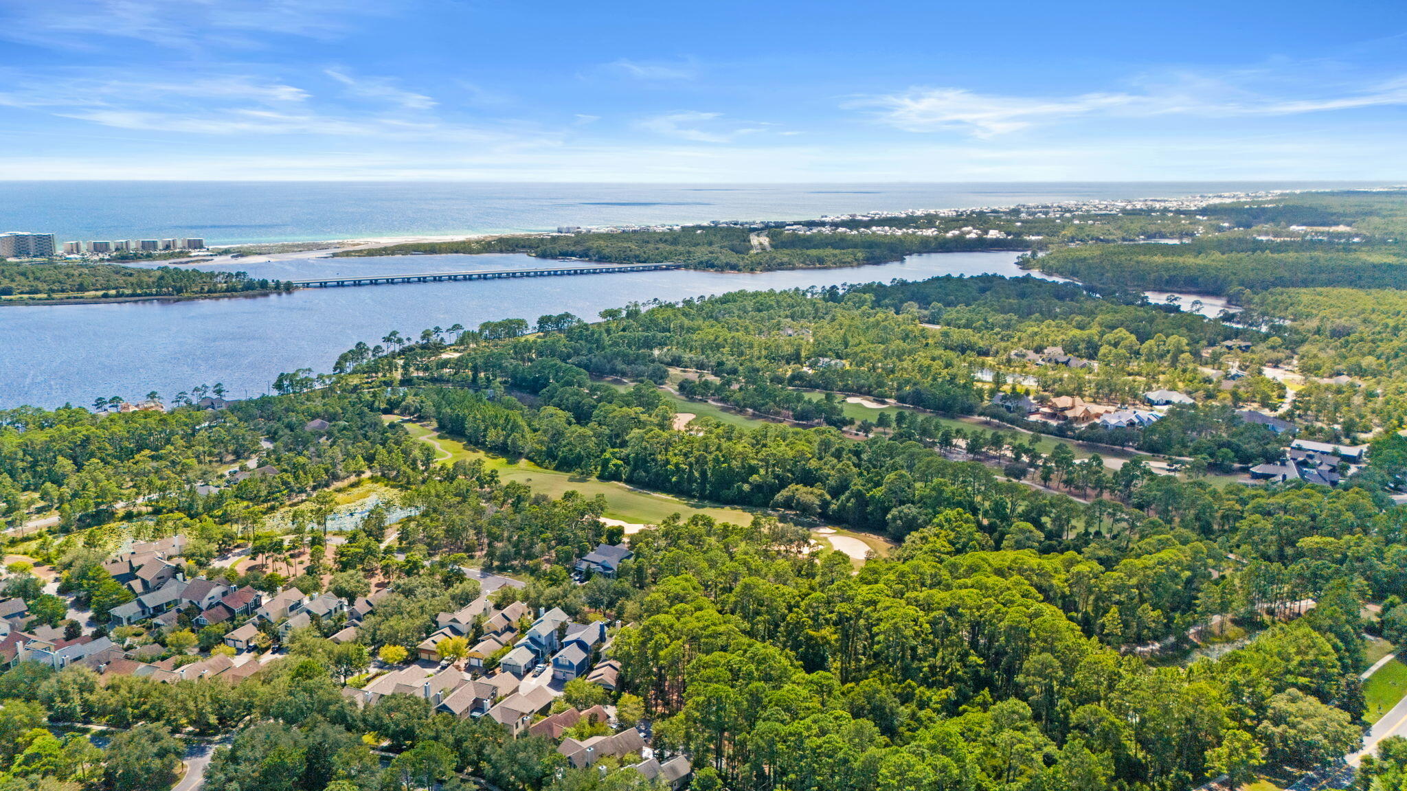 LAKESIDE LODGE AT PROSPECT POINT - Residential