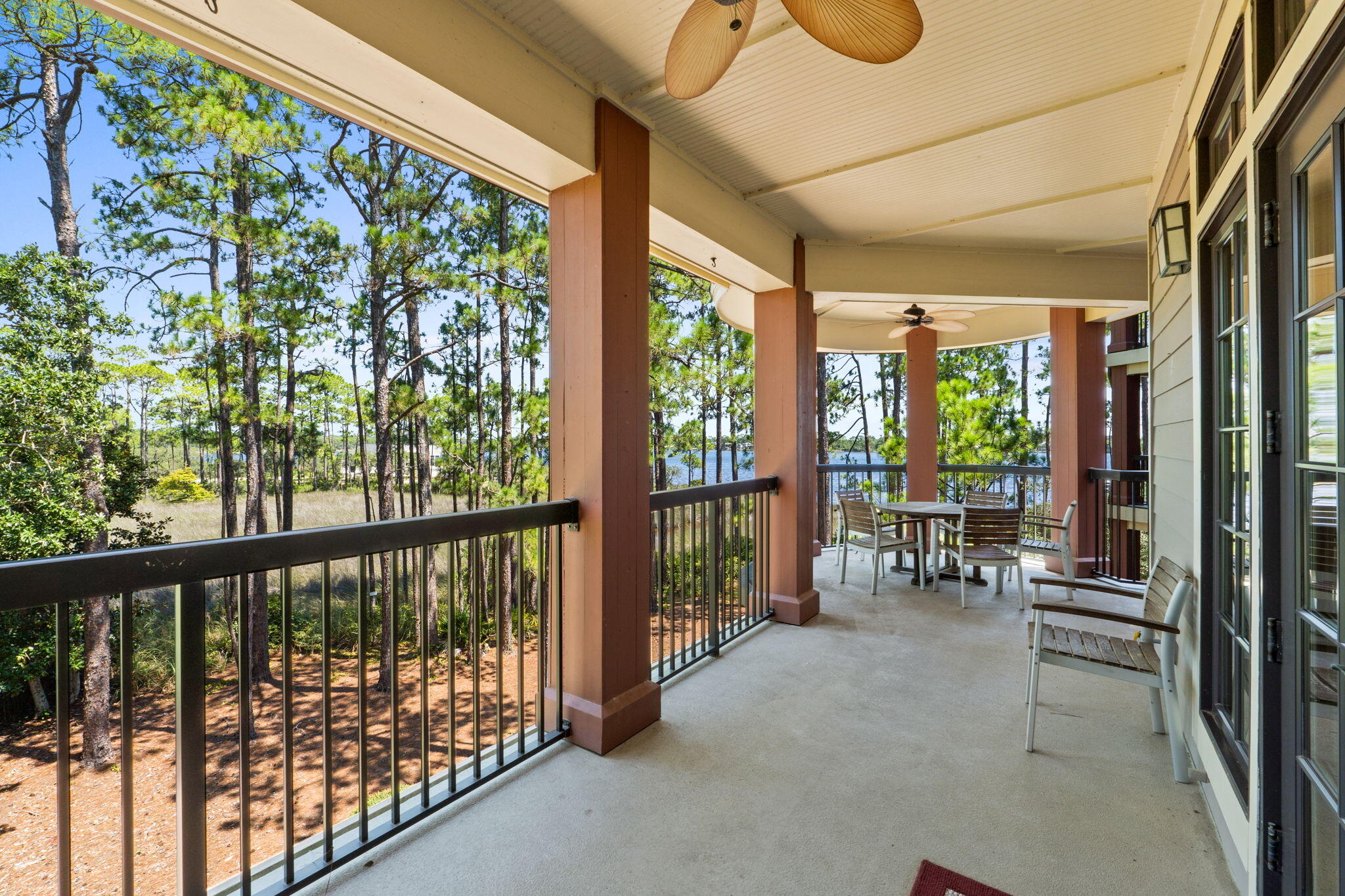 LAKESIDE LODGE AT PROSPECT POINT - Residential