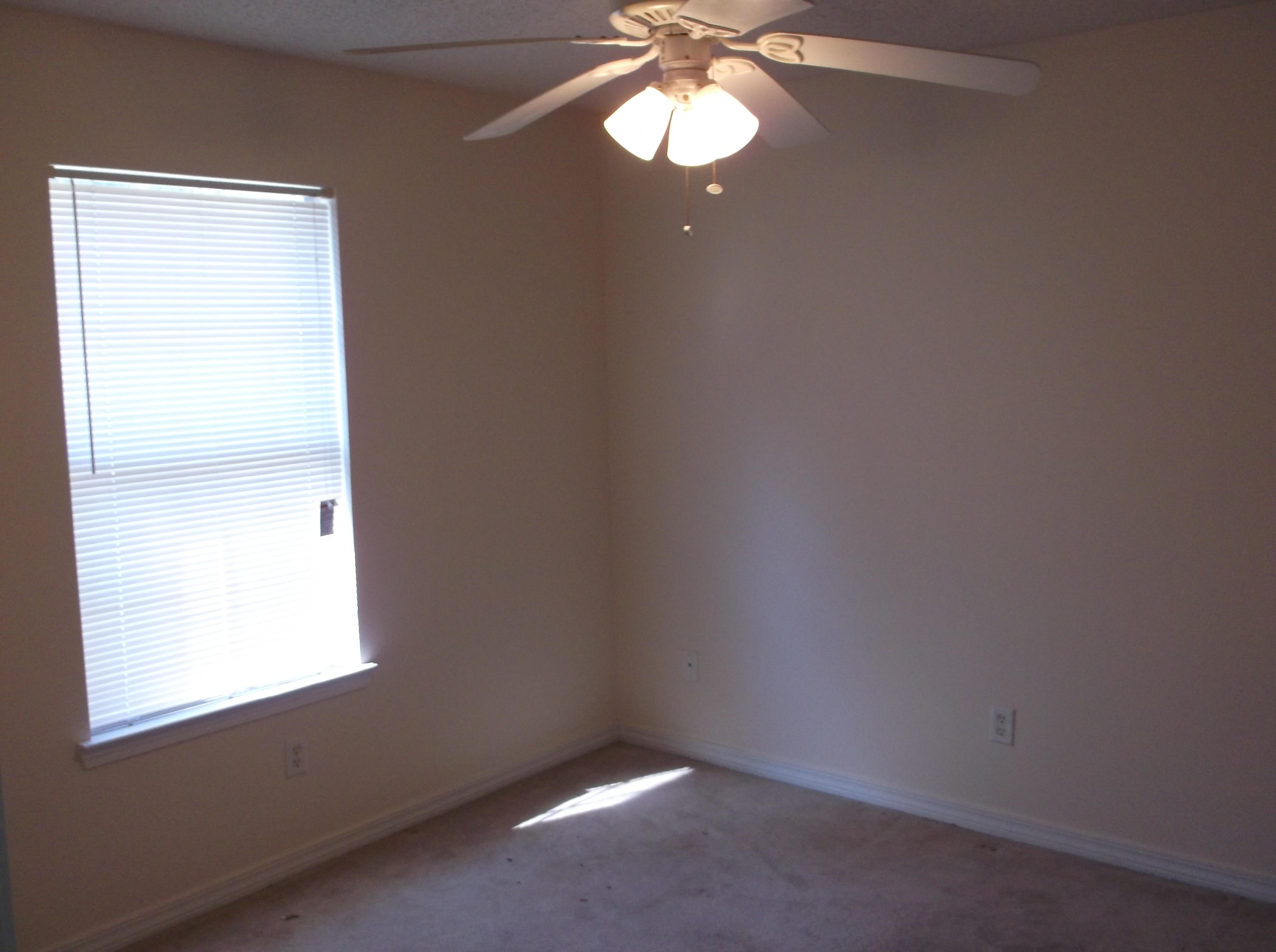 SHANYN TAYLOR OAKS - Residential