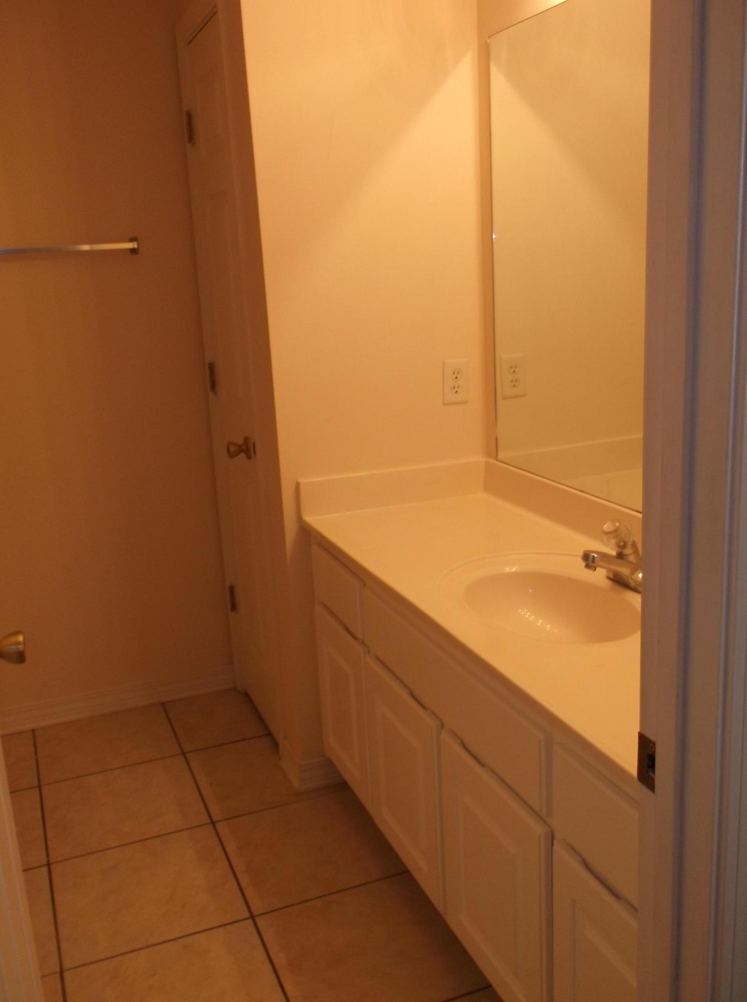 SHANYN TAYLOR OAKS - Residential