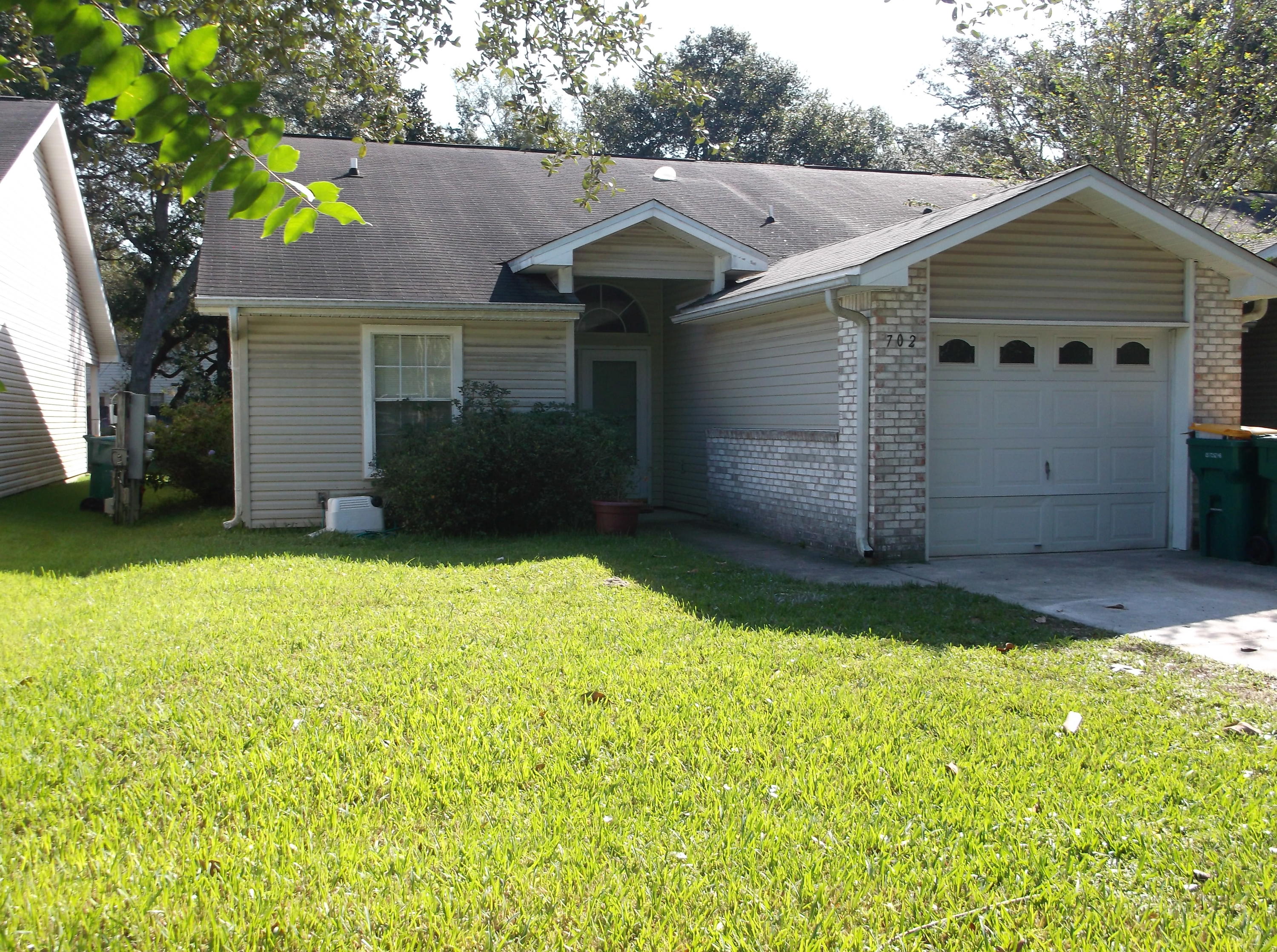 SHANYN TAYLOR OAKS - Residential