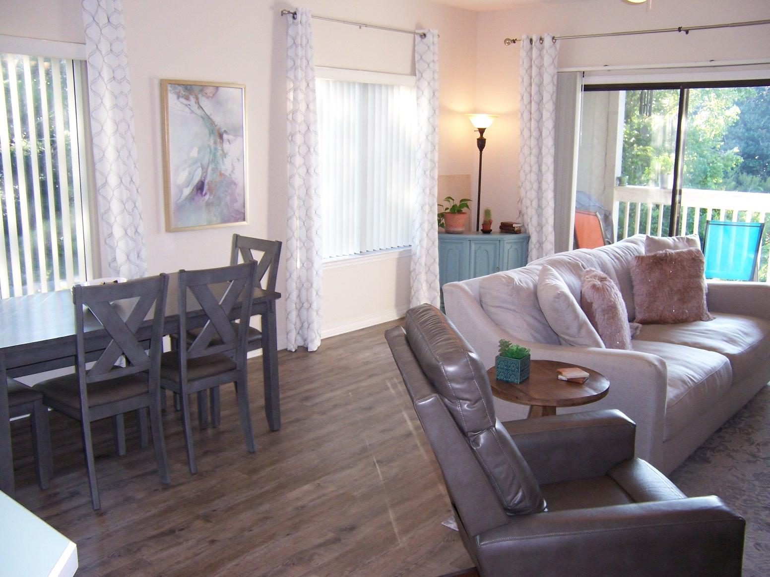 LAKESIDE CONDO AT BLUEWATER BAY - Residential Lease