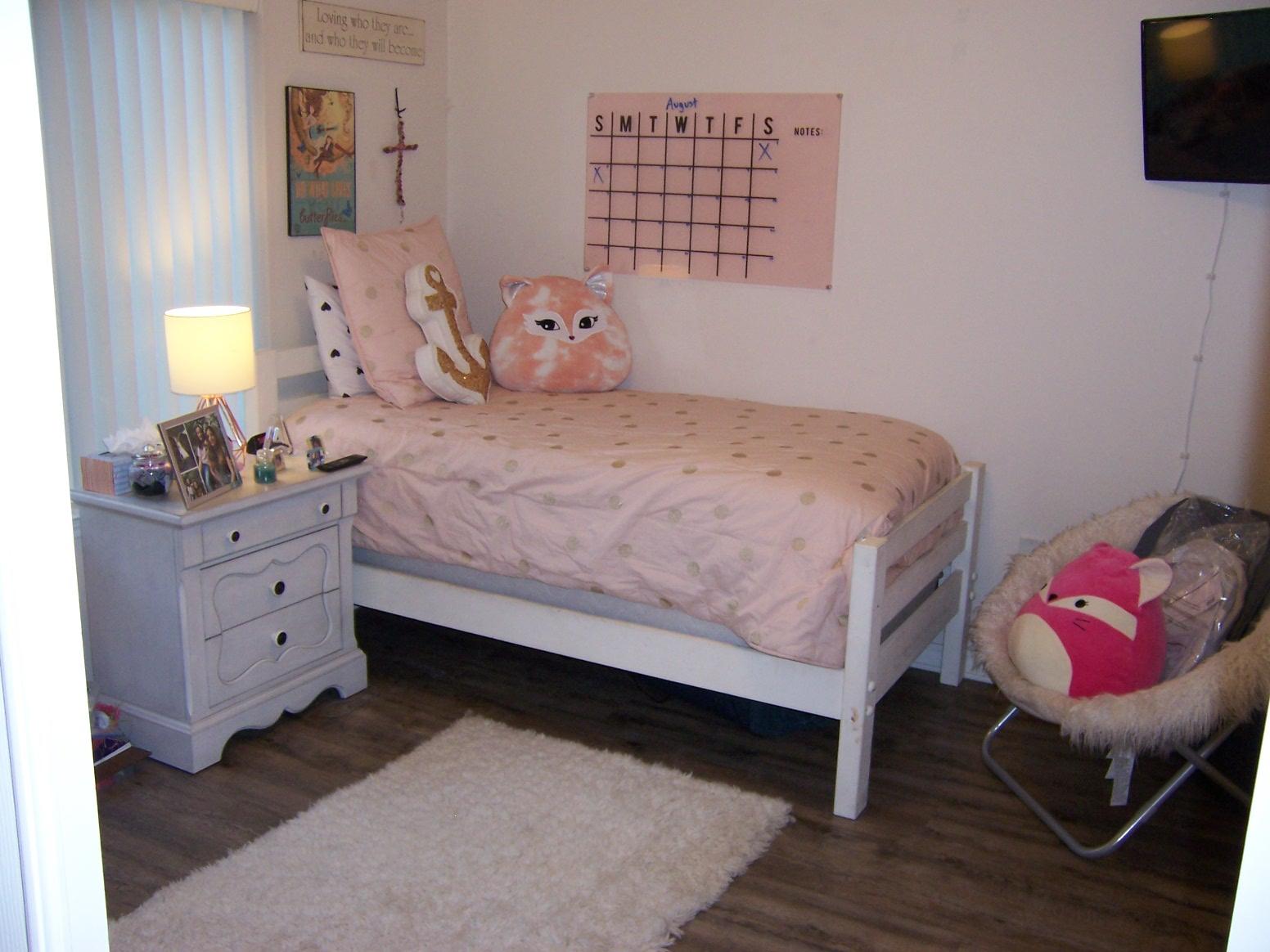 LAKESIDE CONDO AT BLUEWATER BAY - Residential Lease