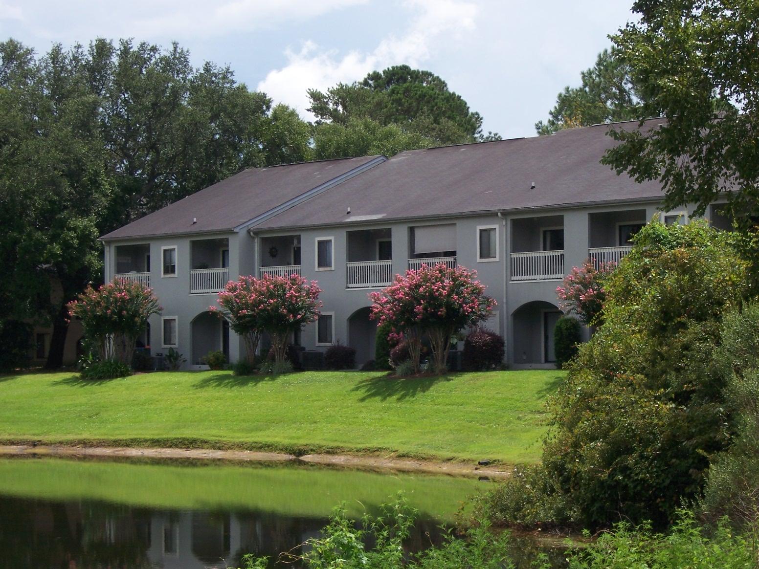 LAKESIDE CONDO AT BLUEWATER BAY - Residential Lease