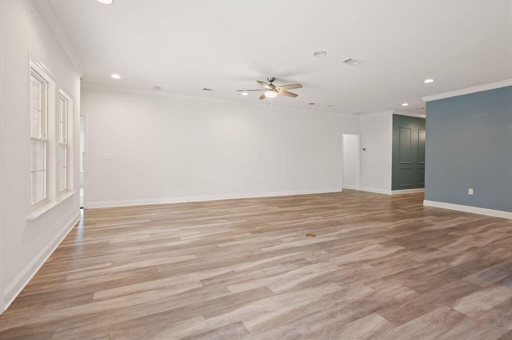 BAYWOOD ESTATES - Residential