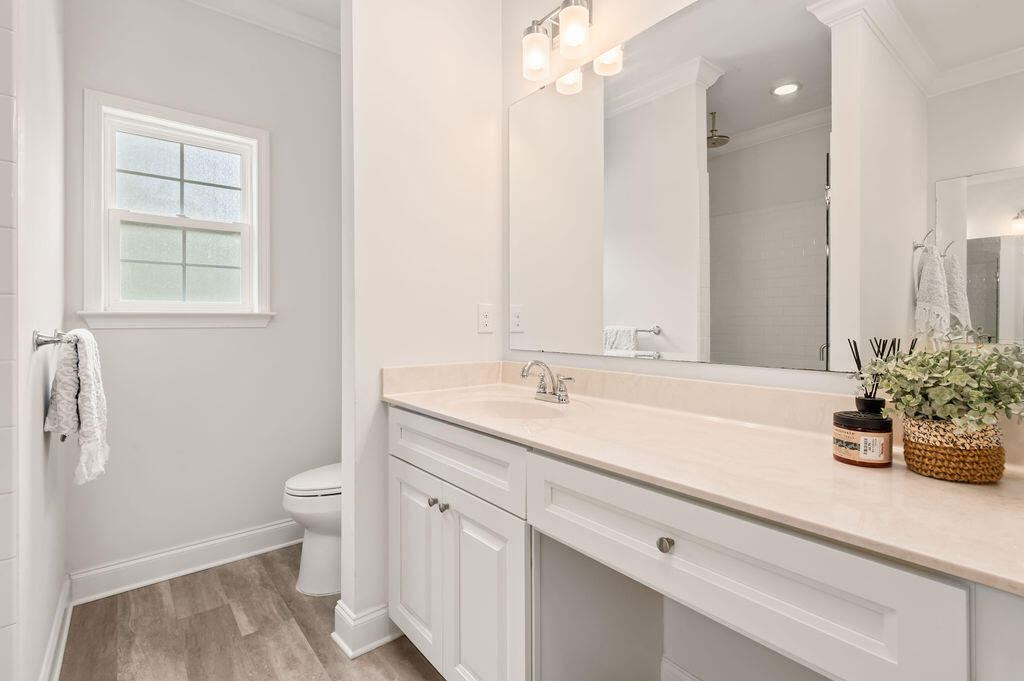 BAYWOOD ESTATES - Residential