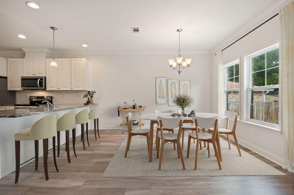 BAYWOOD ESTATES - Residential