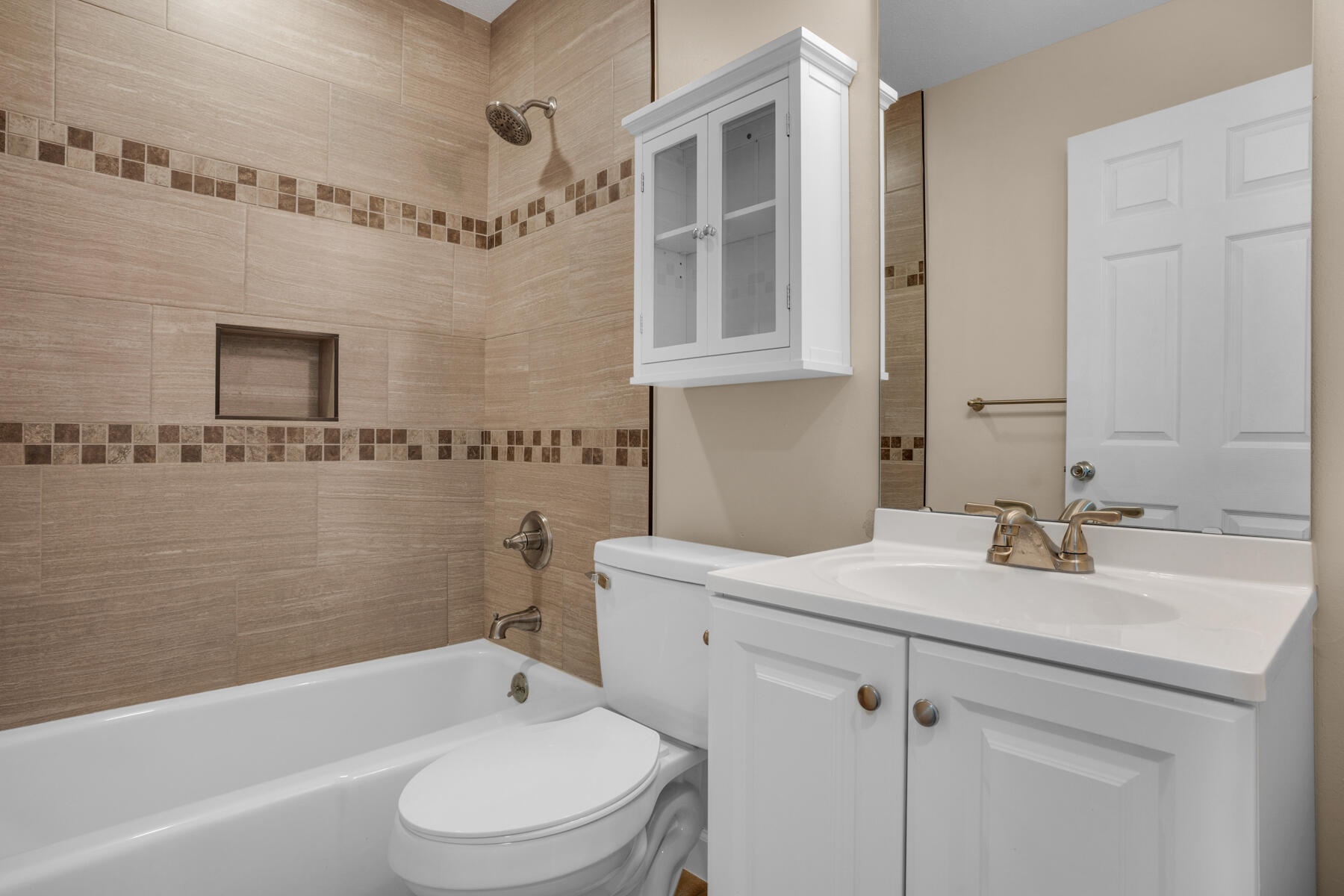 OAKLAND ADDN - Residential Lease