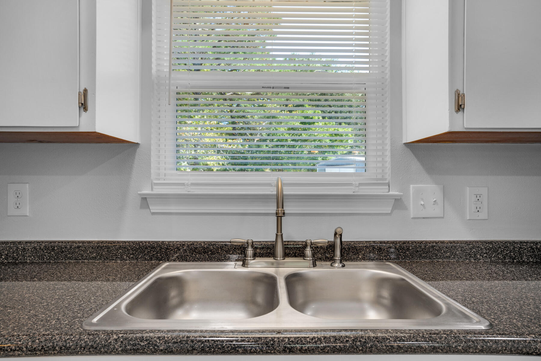 OAKLAND ADDN - Residential Lease