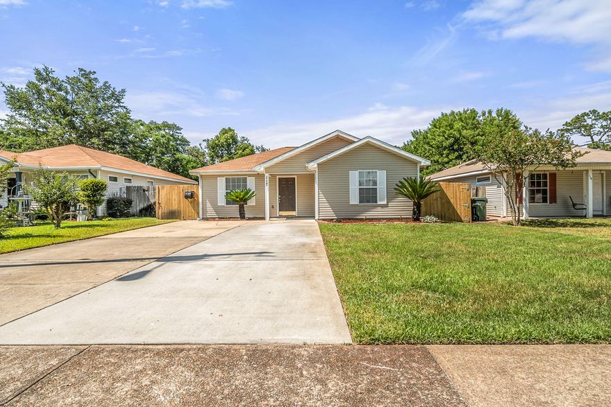 This home has it all! New HVAC system put in March 2019, solar water tank, built in 2006, and more! Your welcomed with curb appeal and the pride of ownership throughout. Its beautifully sodded & maintained flowerbeds. You will see the backyard has so much to offer INCLUDING a detached 16x20 livable space! It has a bedroom & nearly complete bathroom that just needs your finishing touches! As you enter this home you have a incredible size living room for entertaining! The kitchen has all stainless steel appliances including a new microwave. The master bedroom has its own en suite, hard wood floors, and a oversized closet! Gorgeous hard surface flooring flows throughout the entire home! This home really has it all! Do not miss out on your chance to own a great home in the heart of FWB!