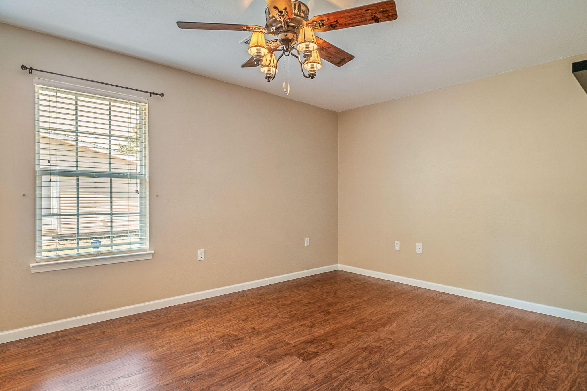 PINEGROVE - Residential