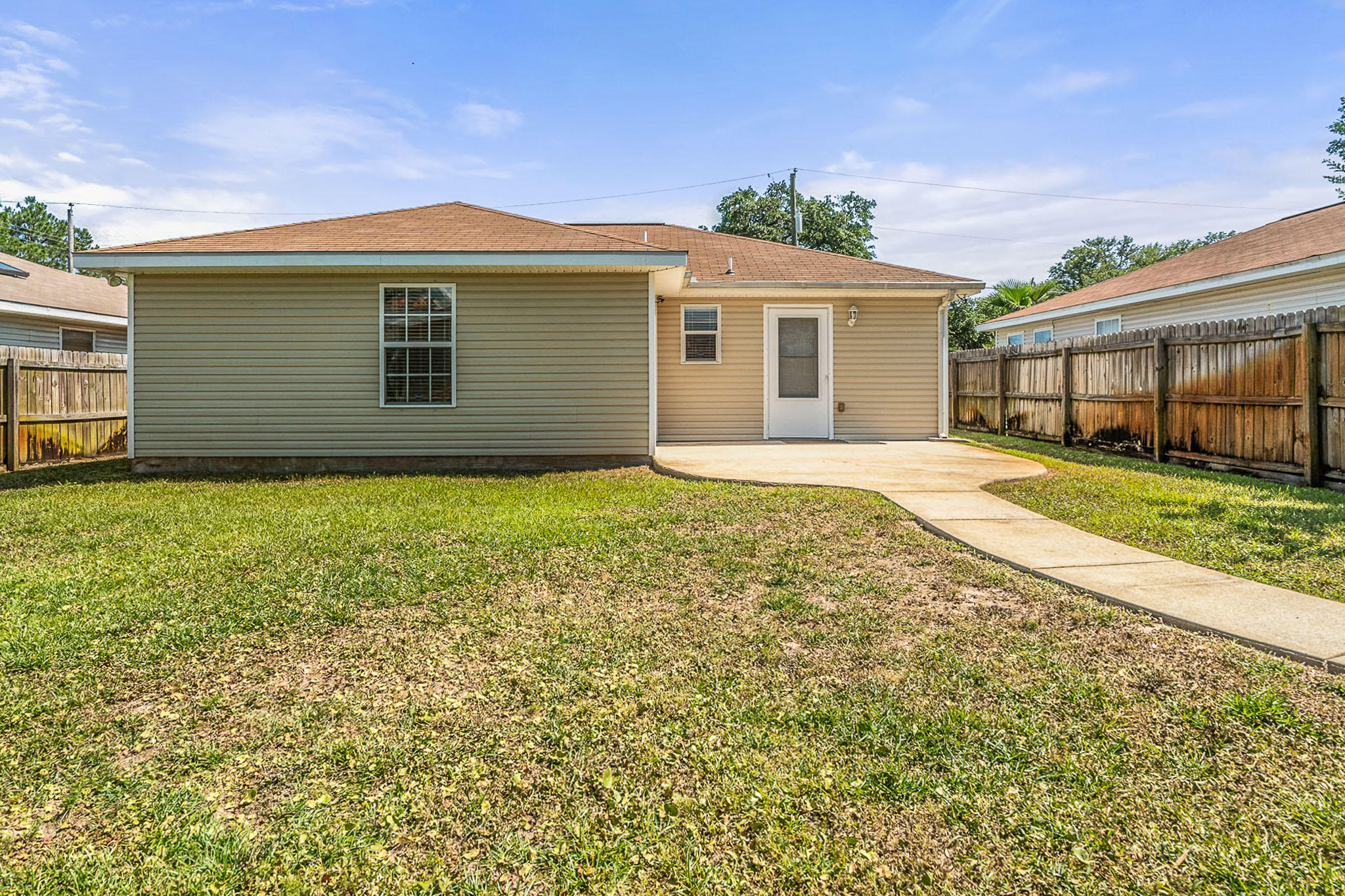 PINEGROVE - Residential