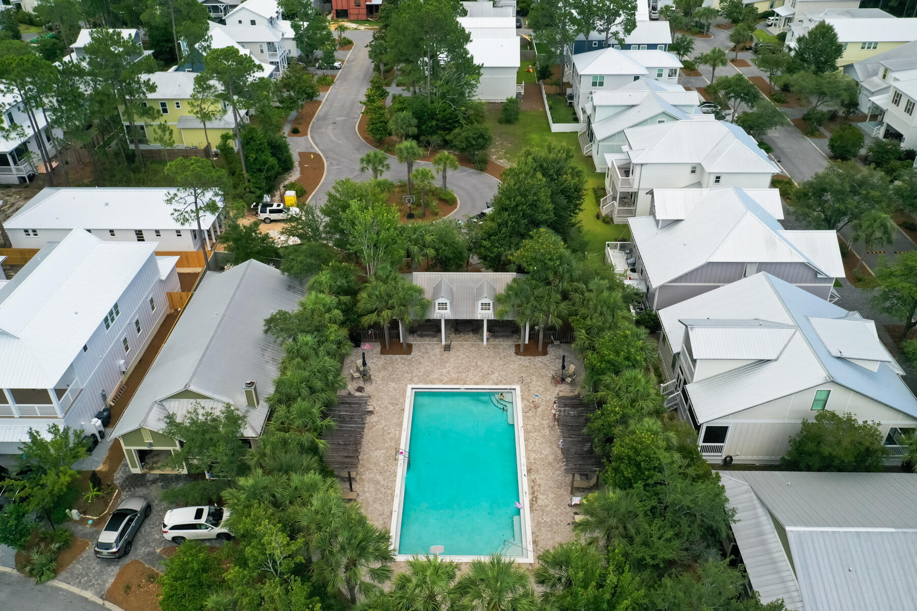 HIDDEN GROVE - Residential
