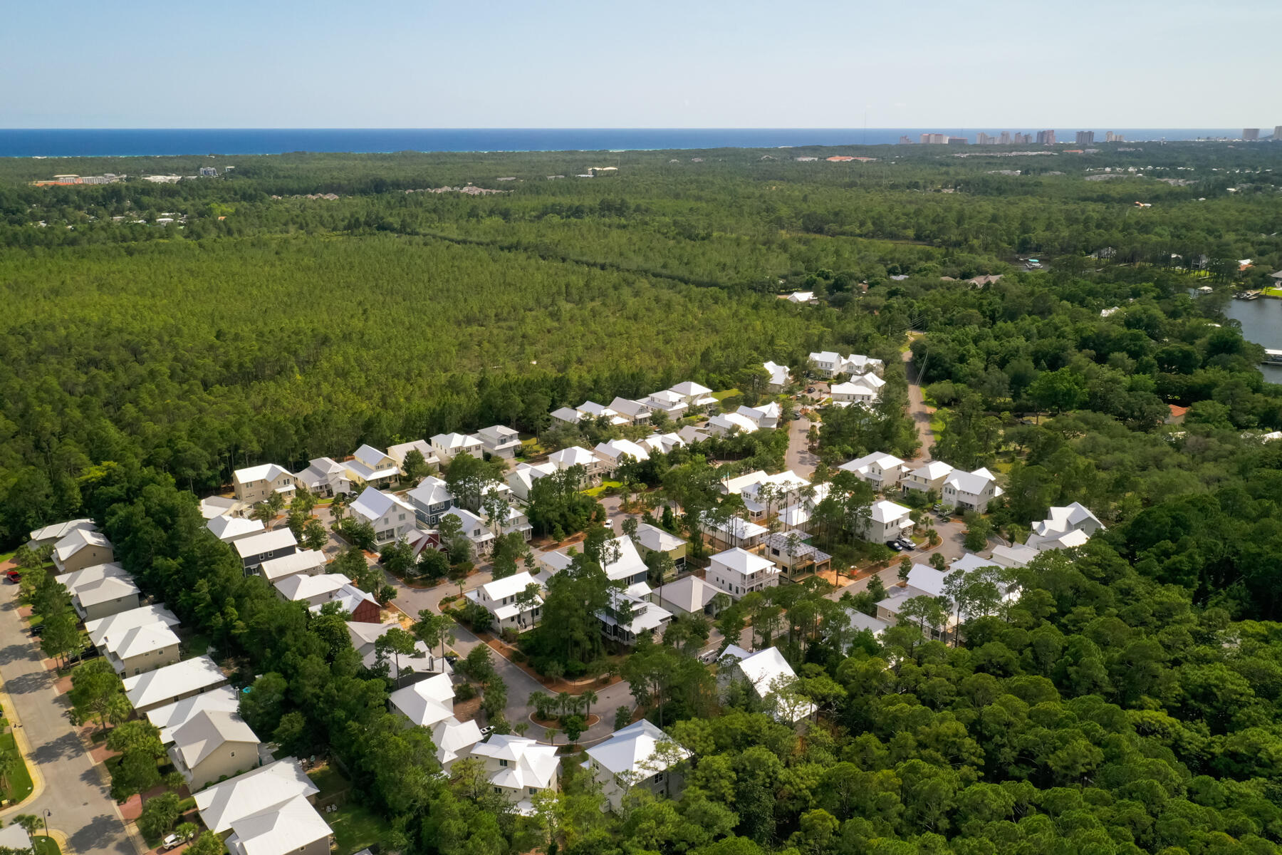 HIDDEN GROVE - Residential