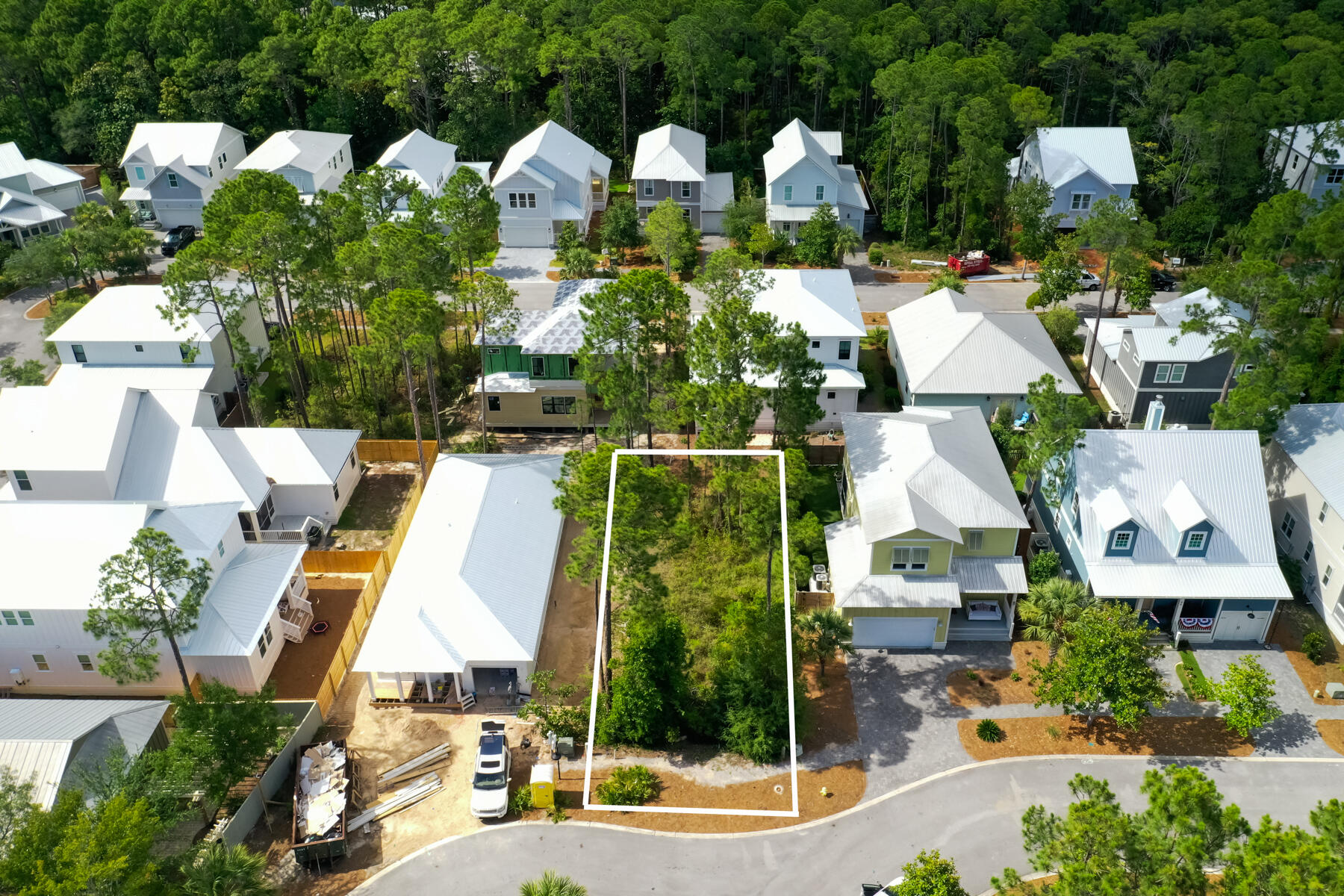 HIDDEN GROVE - Residential