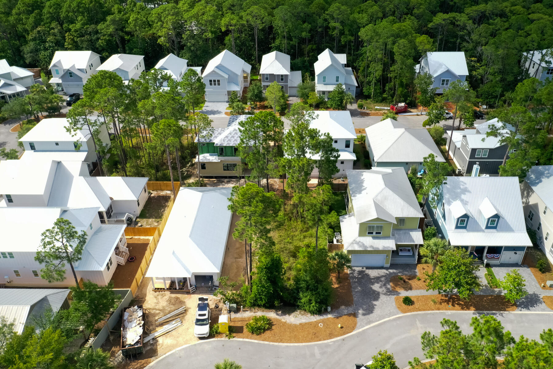 HIDDEN GROVE - Residential