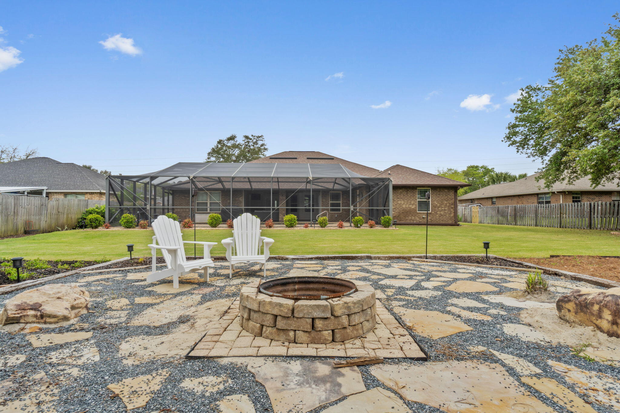 HOLLEY BY THE SEA - Residential