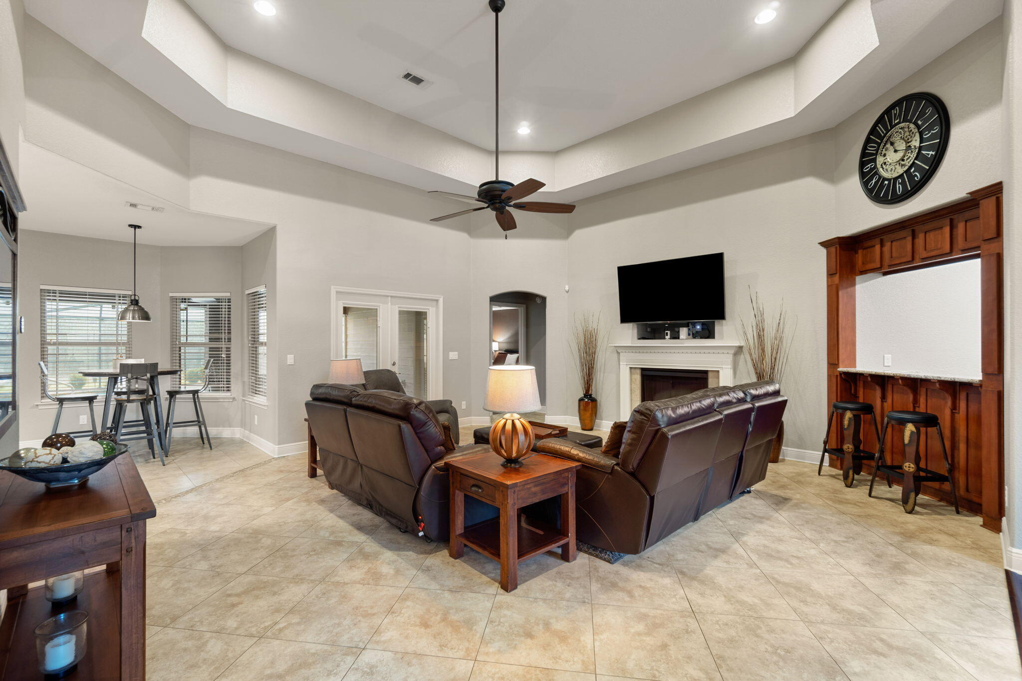 HOLLEY BY THE SEA - Residential