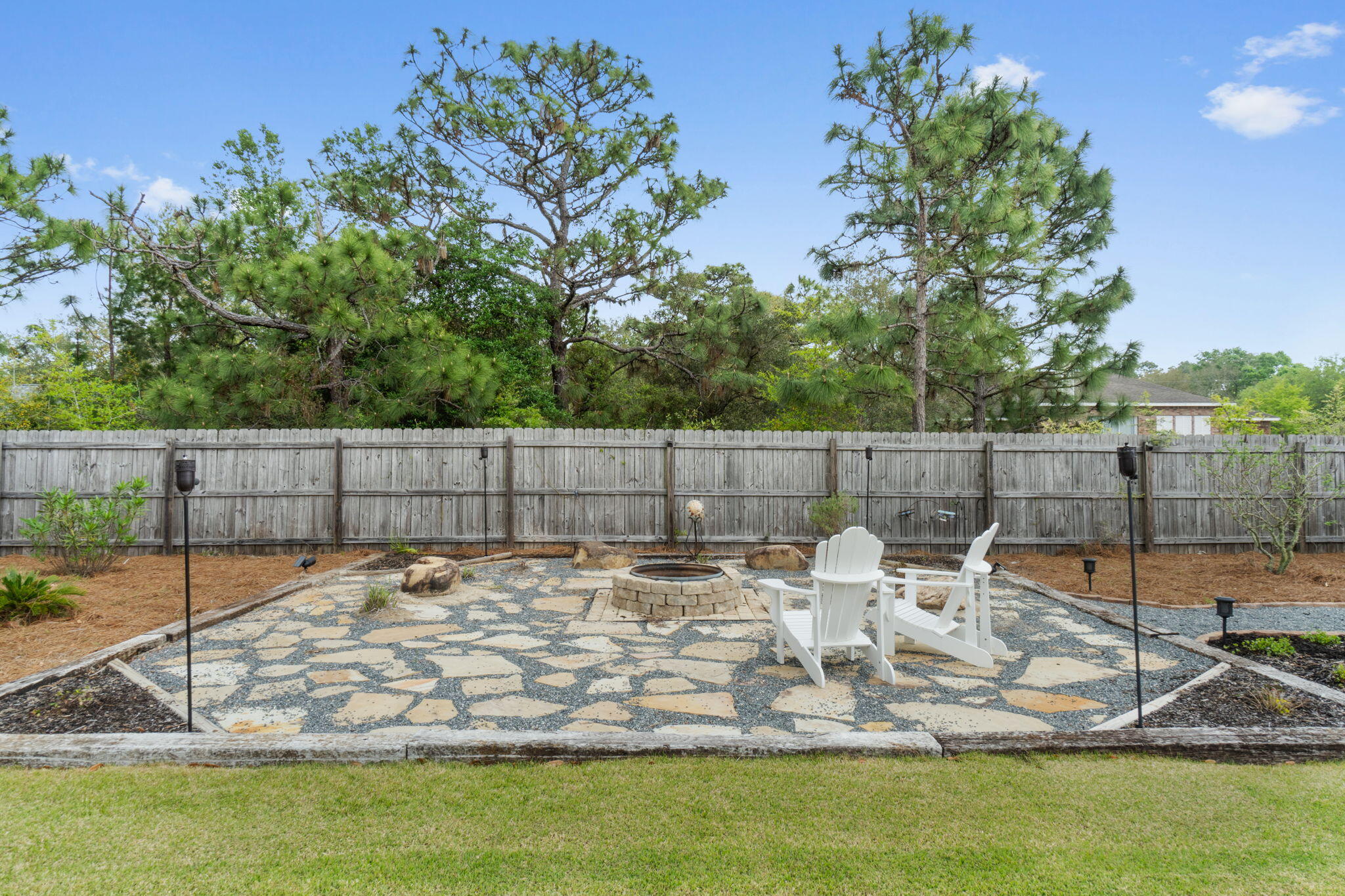 HOLLEY BY THE SEA - Residential