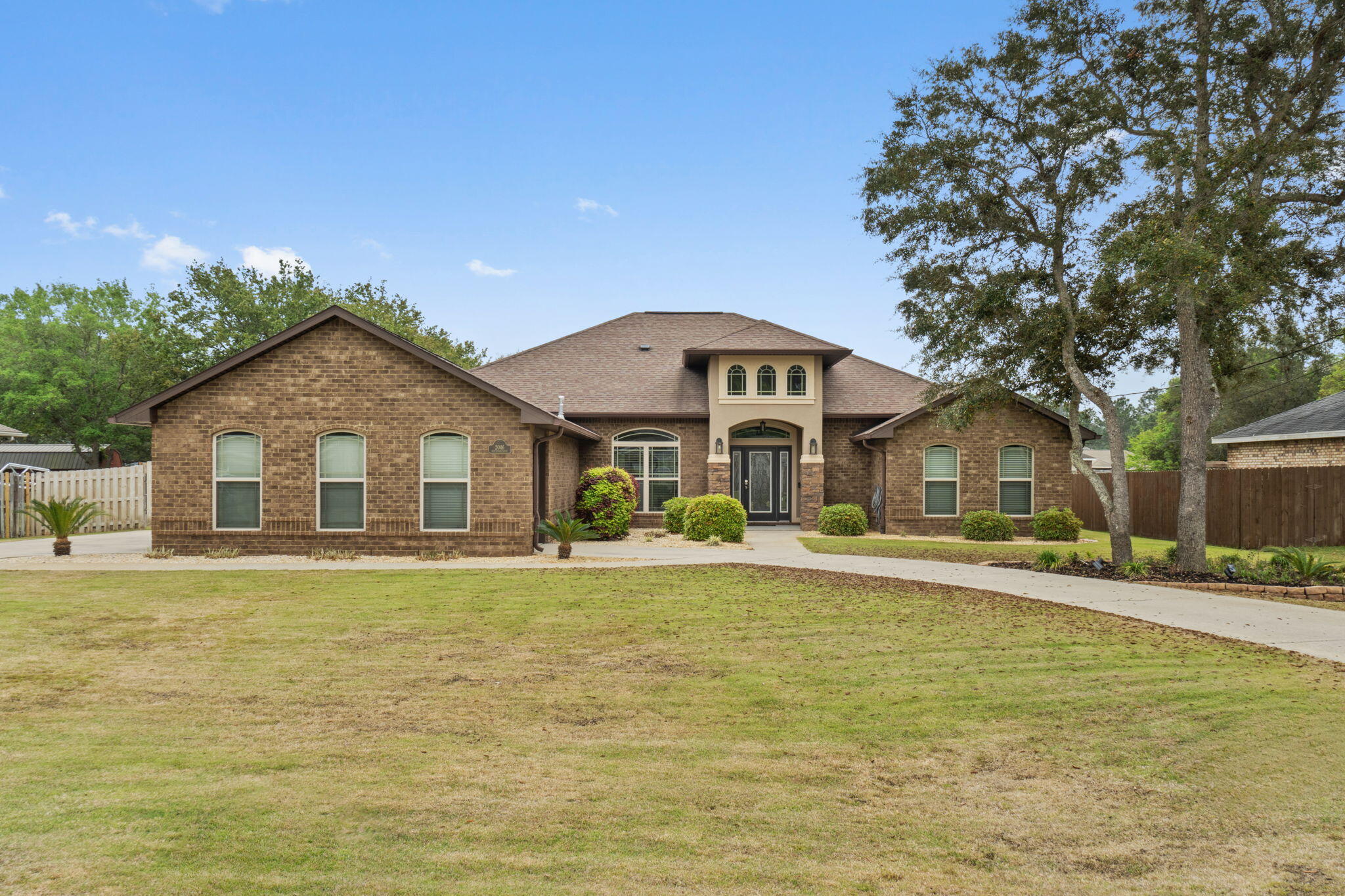 HOLLEY BY THE SEA - Residential