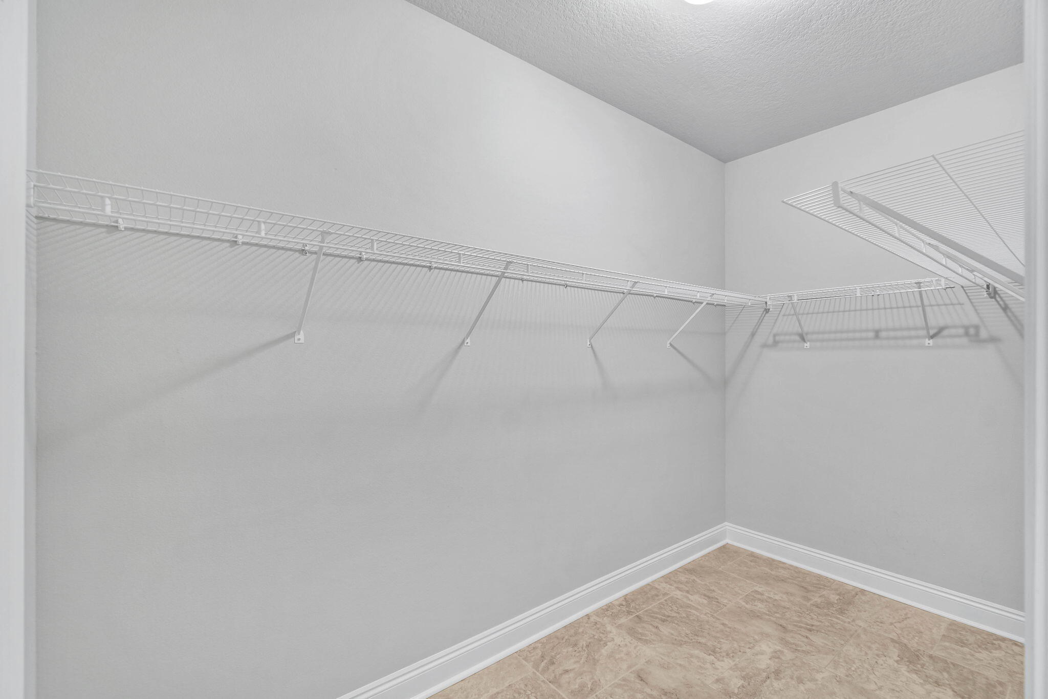 CRESCENT SHORES - Residential Lease