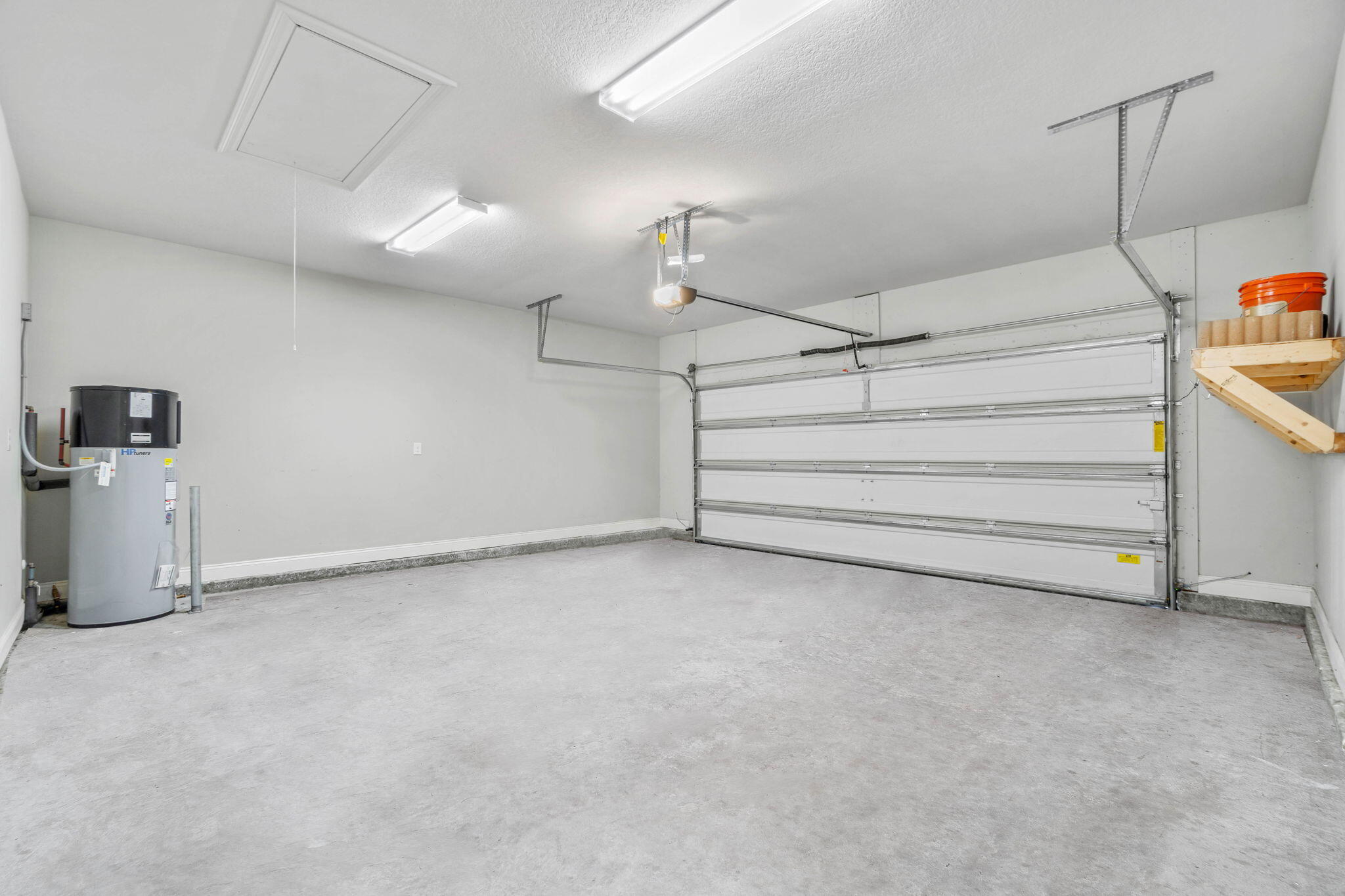 CRESCENT SHORES - Residential Lease