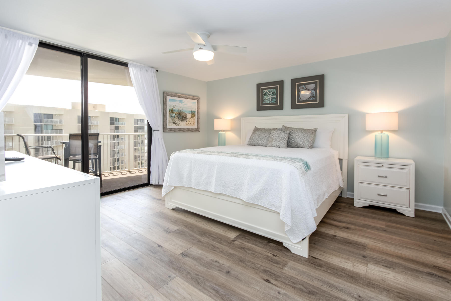 MAINSAIL CONDO PH 2 - Residential