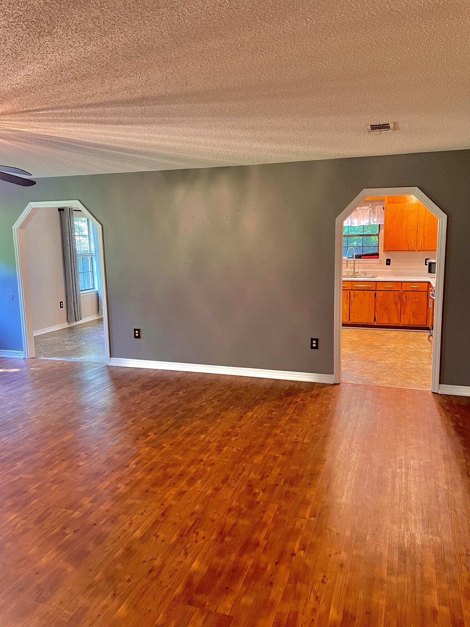 NO RECORDED SUBDIVISION - Residential