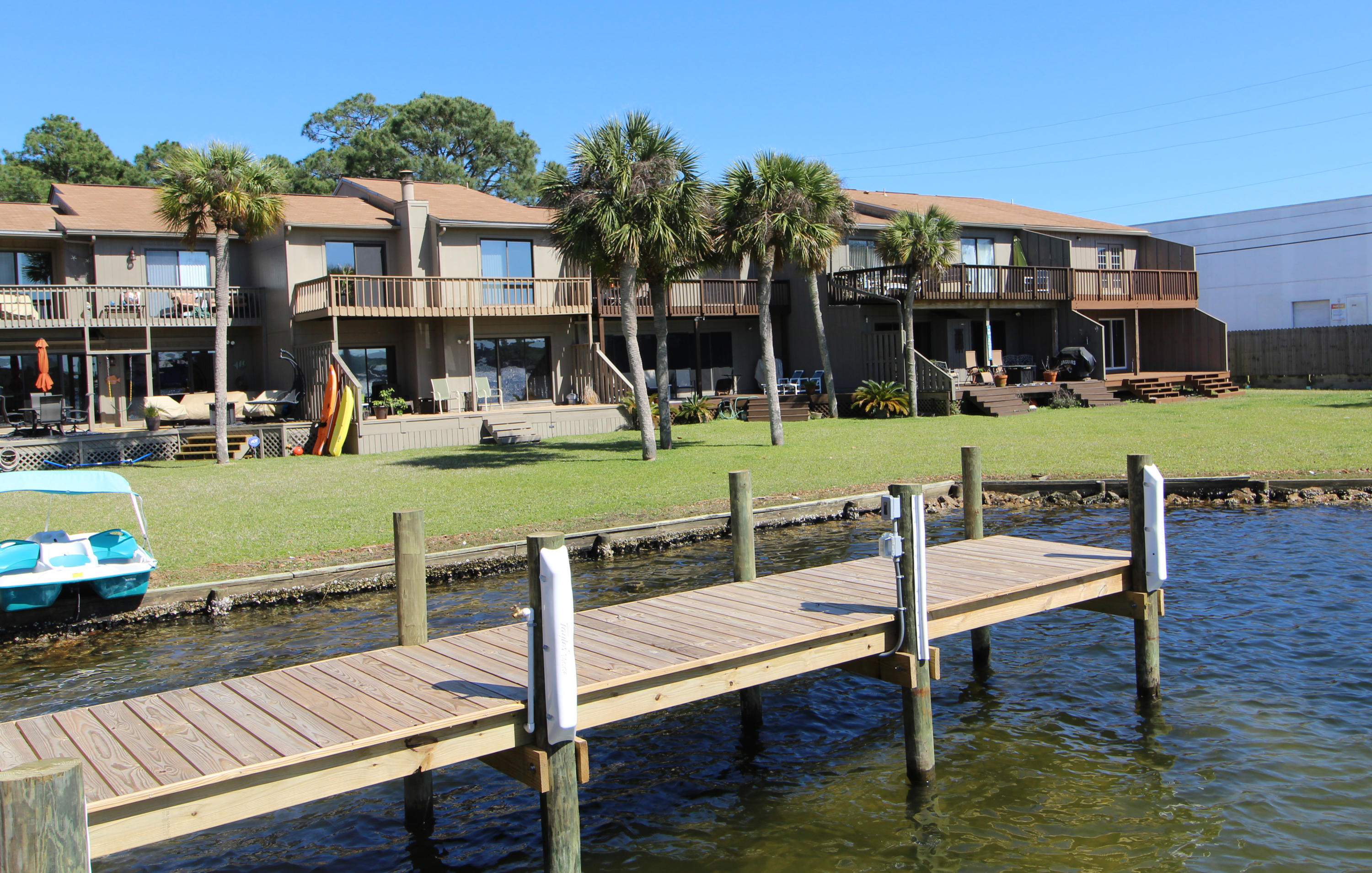 BELLA VISTA - Residential