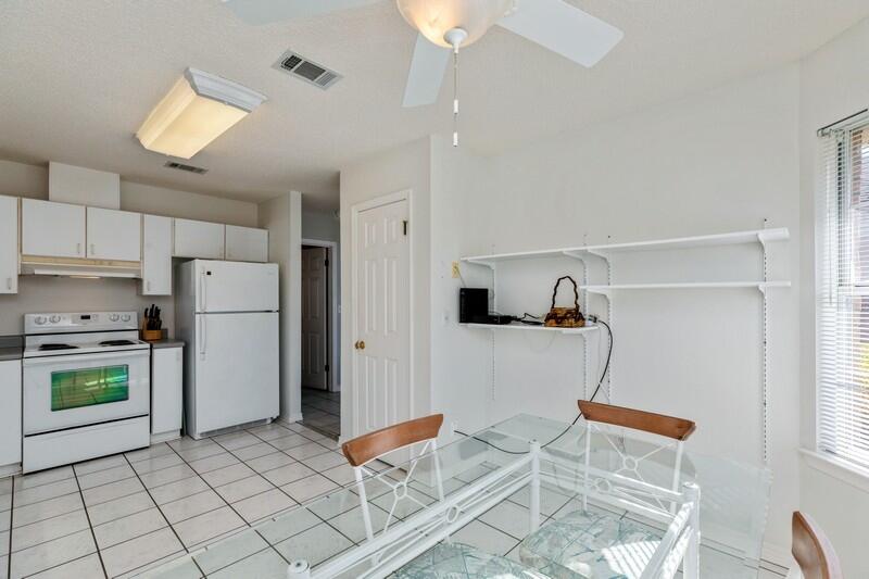 PARKWOOD PLACE AT BLUEWATER BAY - Residential