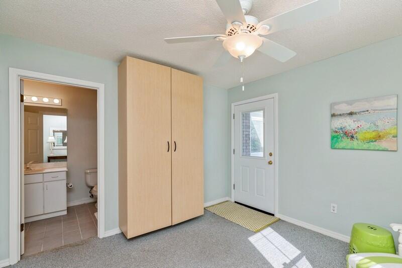PARKWOOD PLACE AT BLUEWATER BAY - Residential
