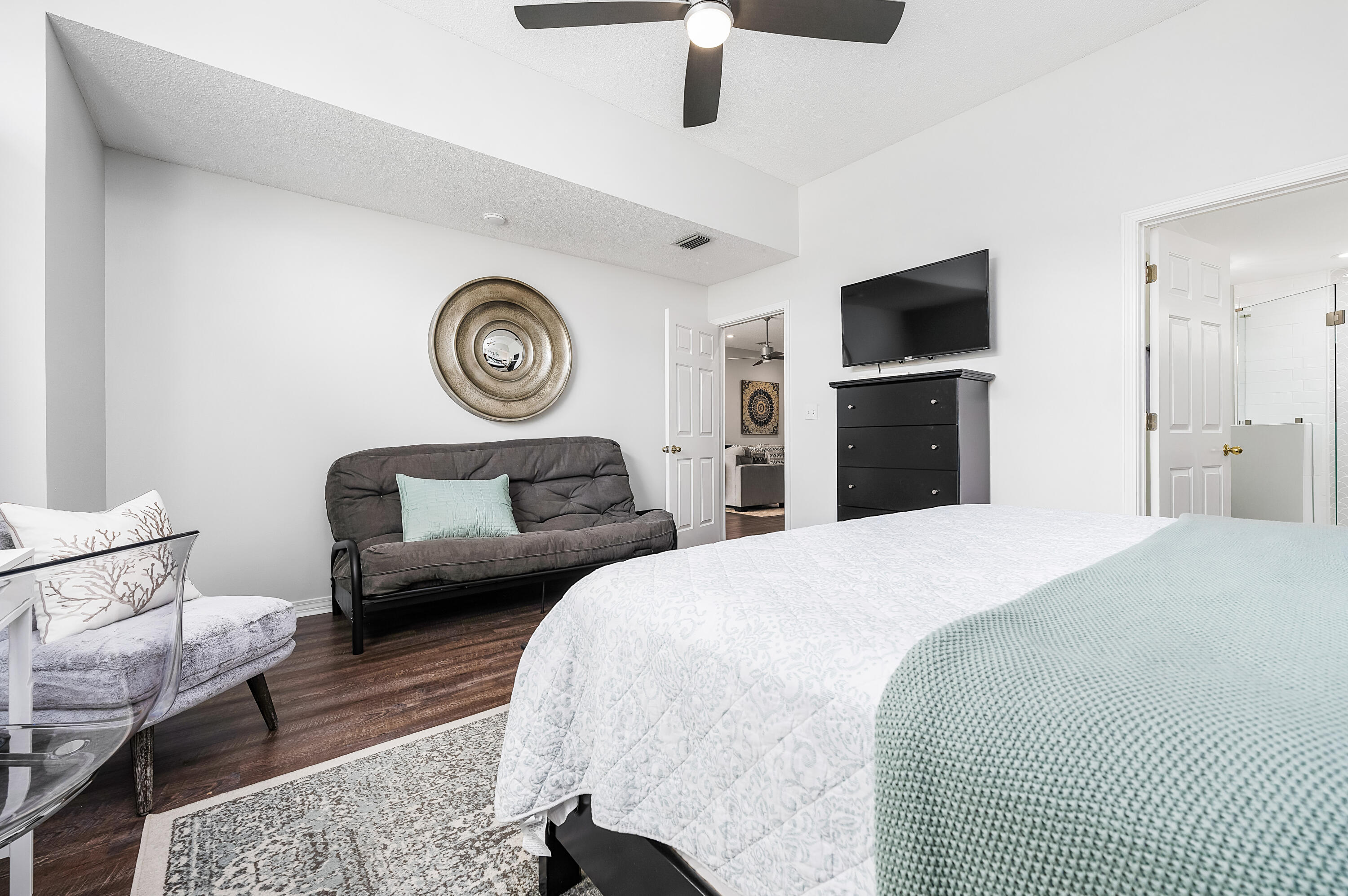 AVALON BEACH ESTATES - Residential