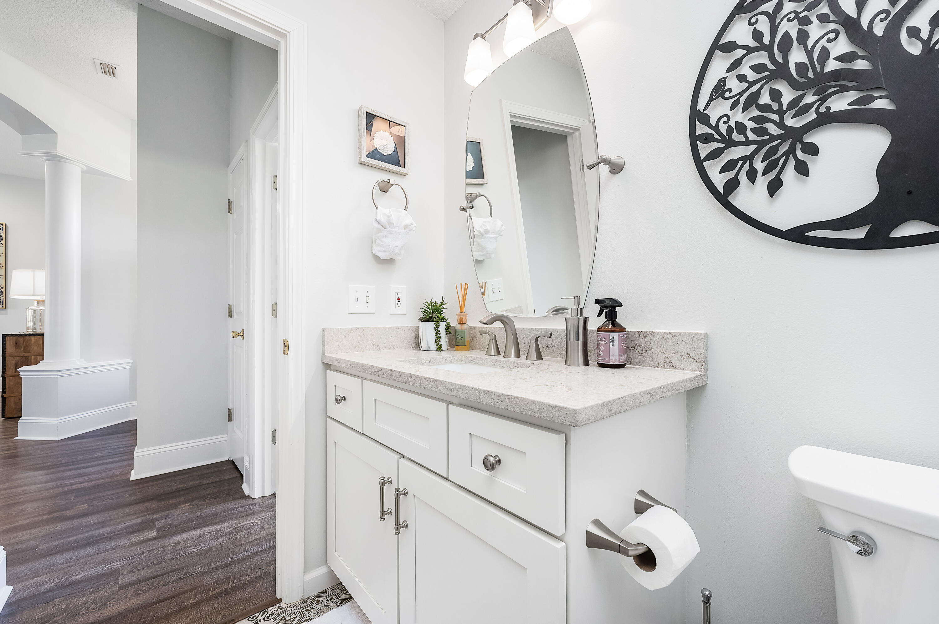 AVALON BEACH ESTATES - Residential