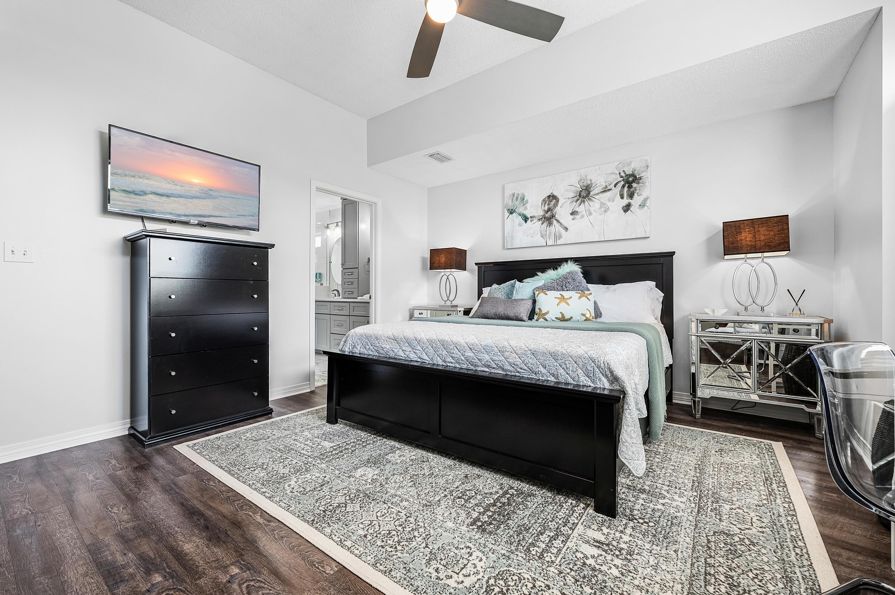 AVALON BEACH ESTATES - Residential