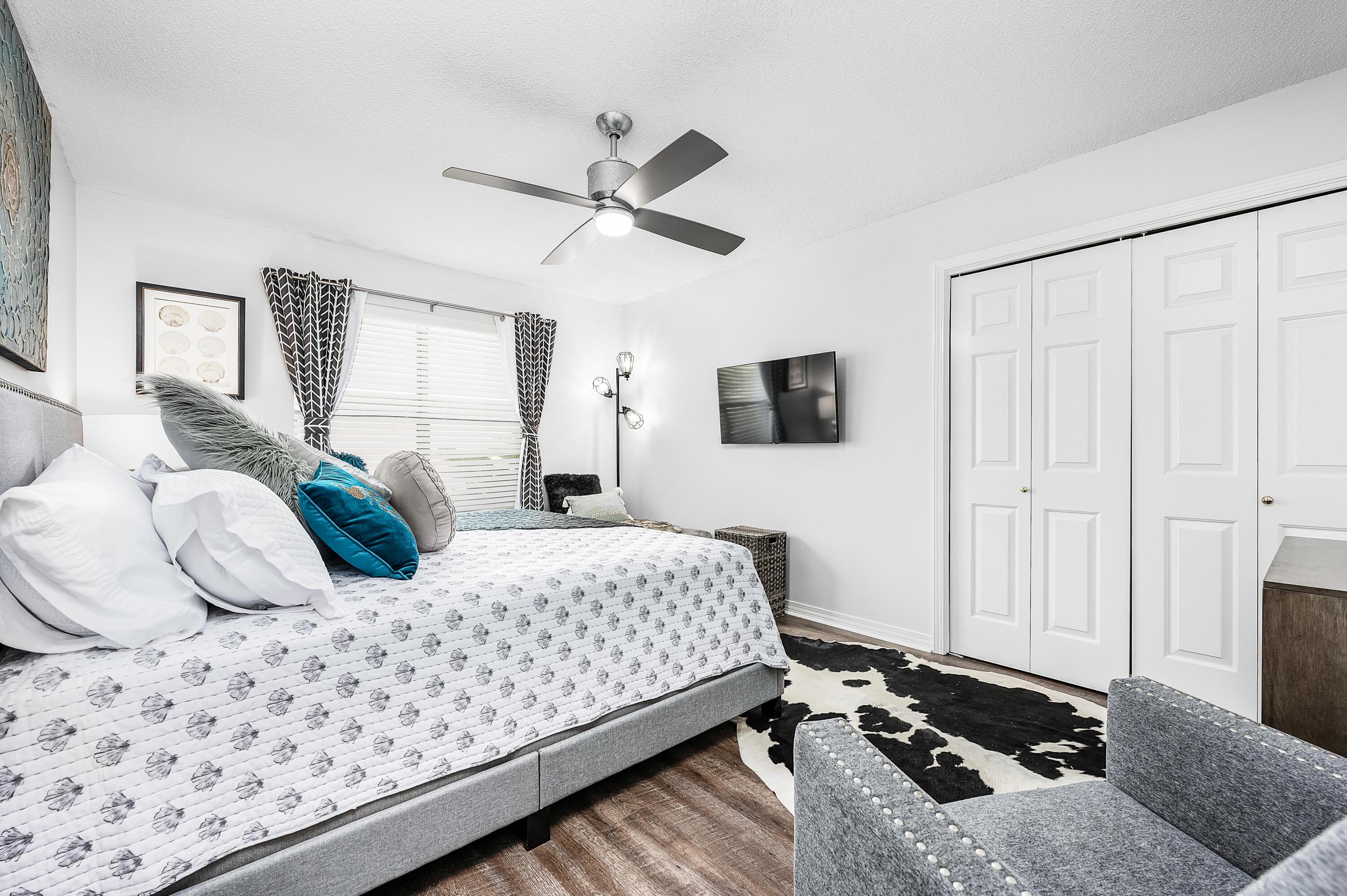 AVALON BEACH ESTATES - Residential