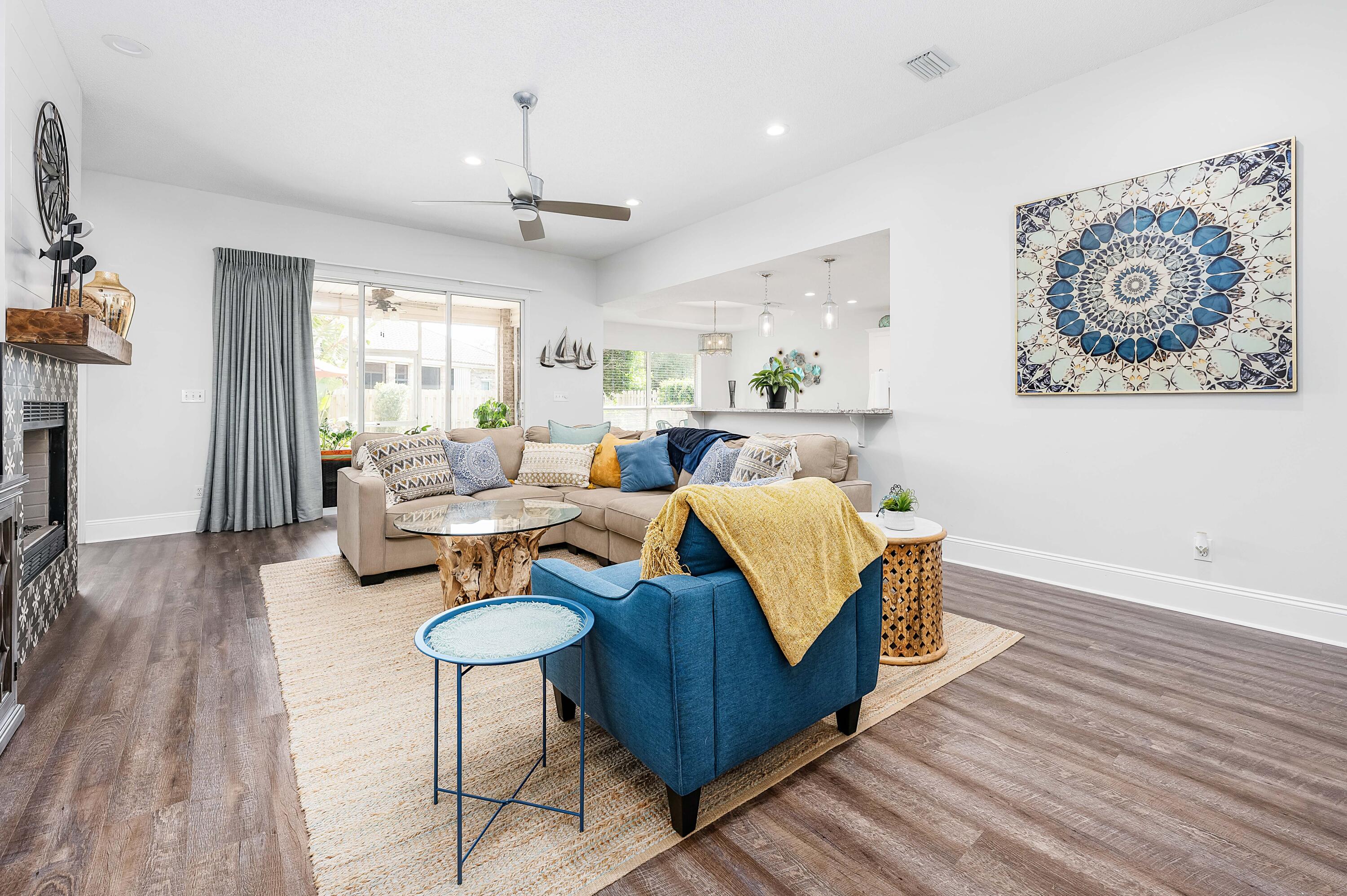 AVALON BEACH ESTATES - Residential