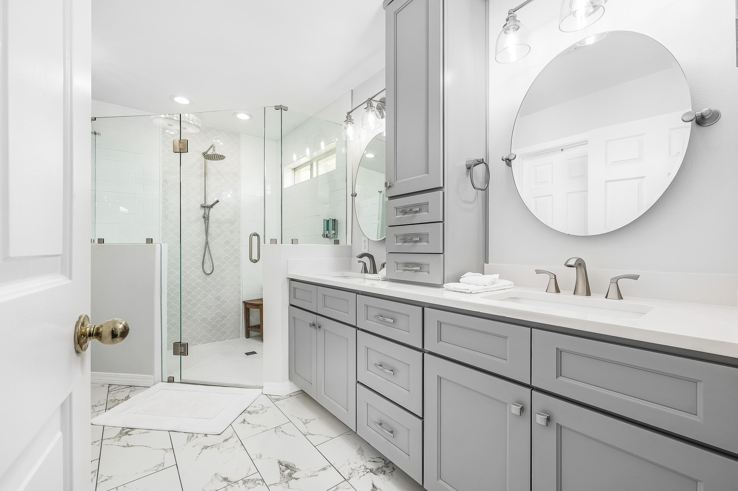 AVALON BEACH ESTATES - Residential