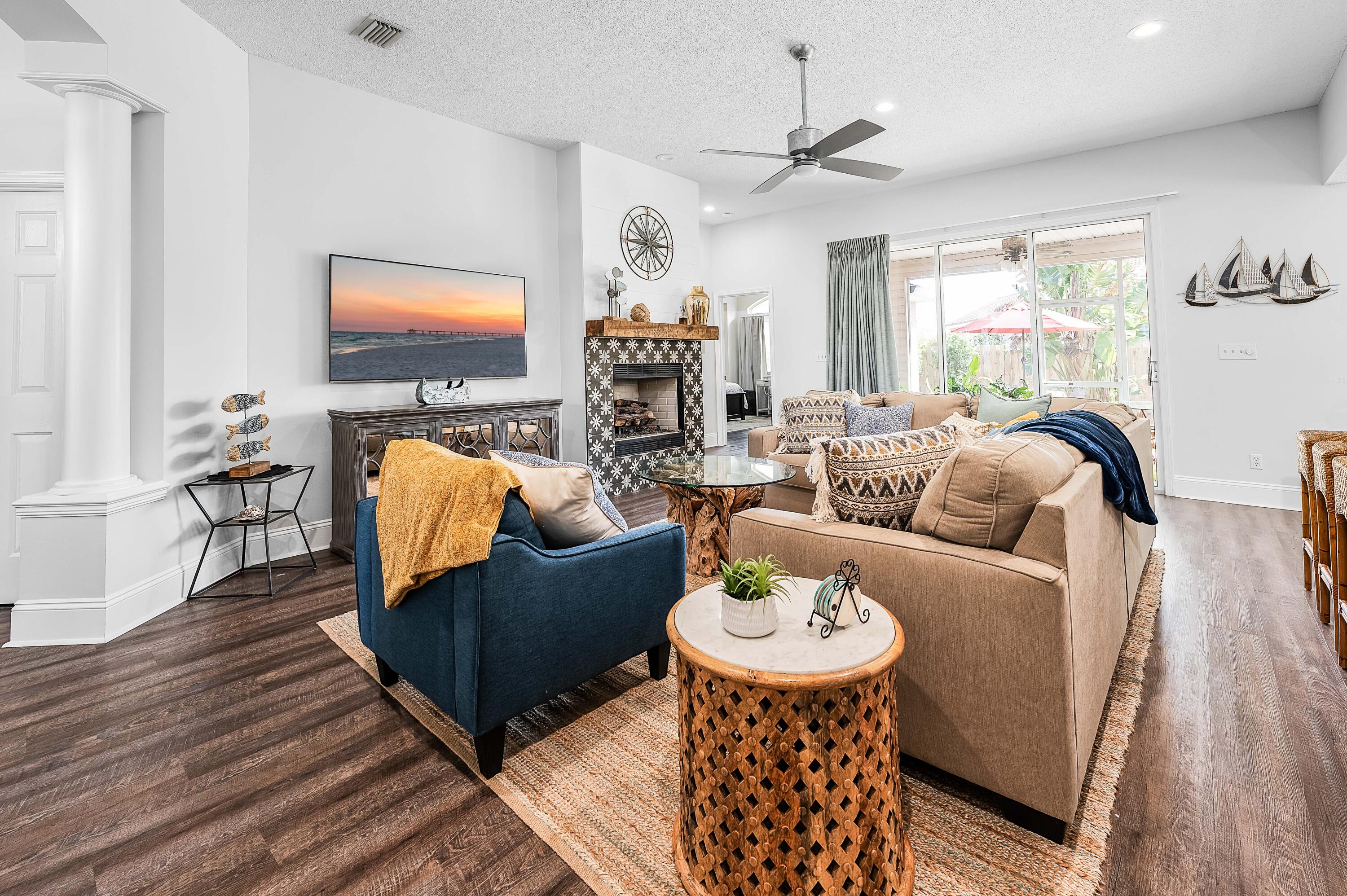 AVALON BEACH ESTATES - Residential