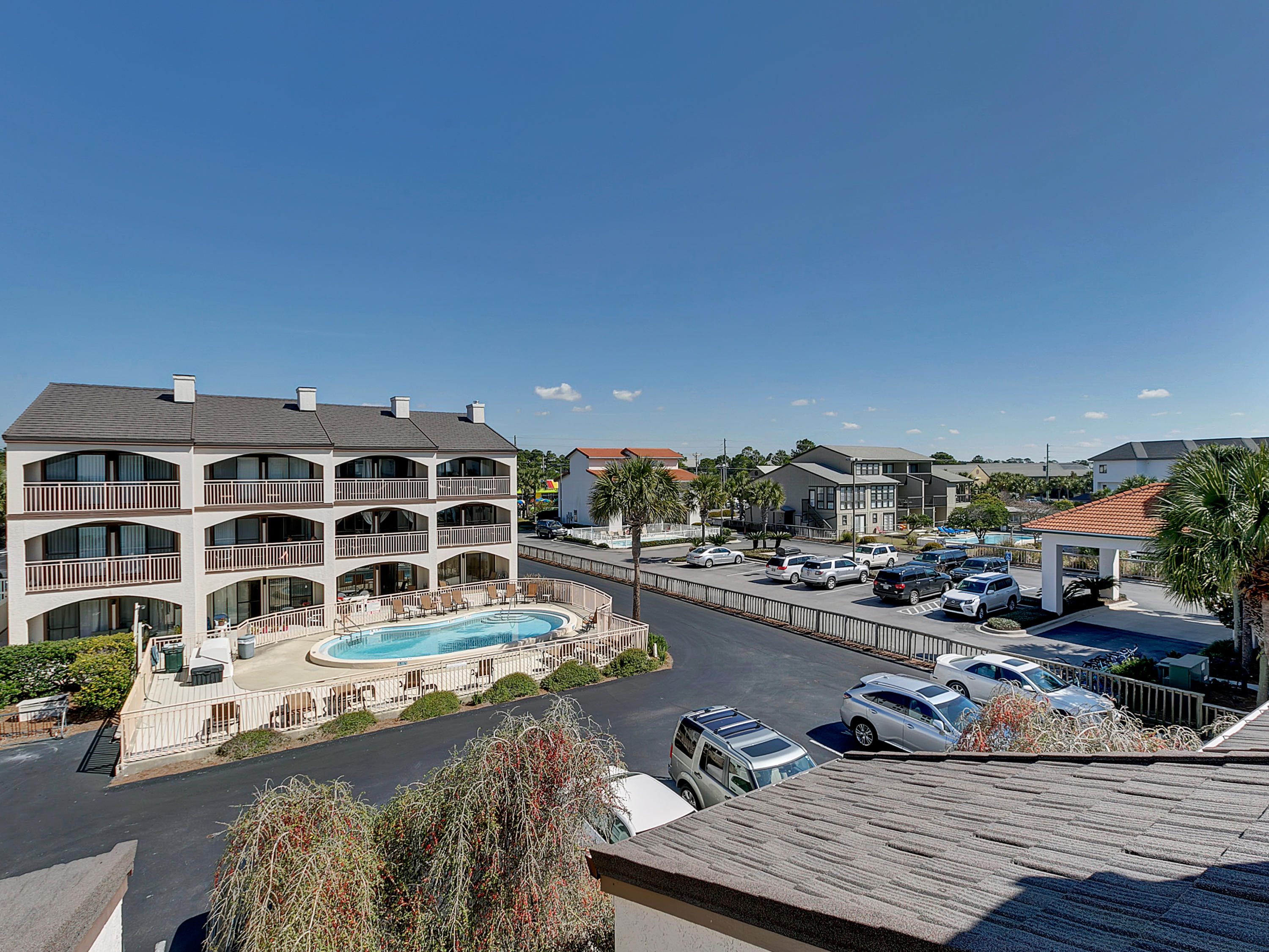 SEAGROVE BCH DUNE VILLAS PH 1 - Residential