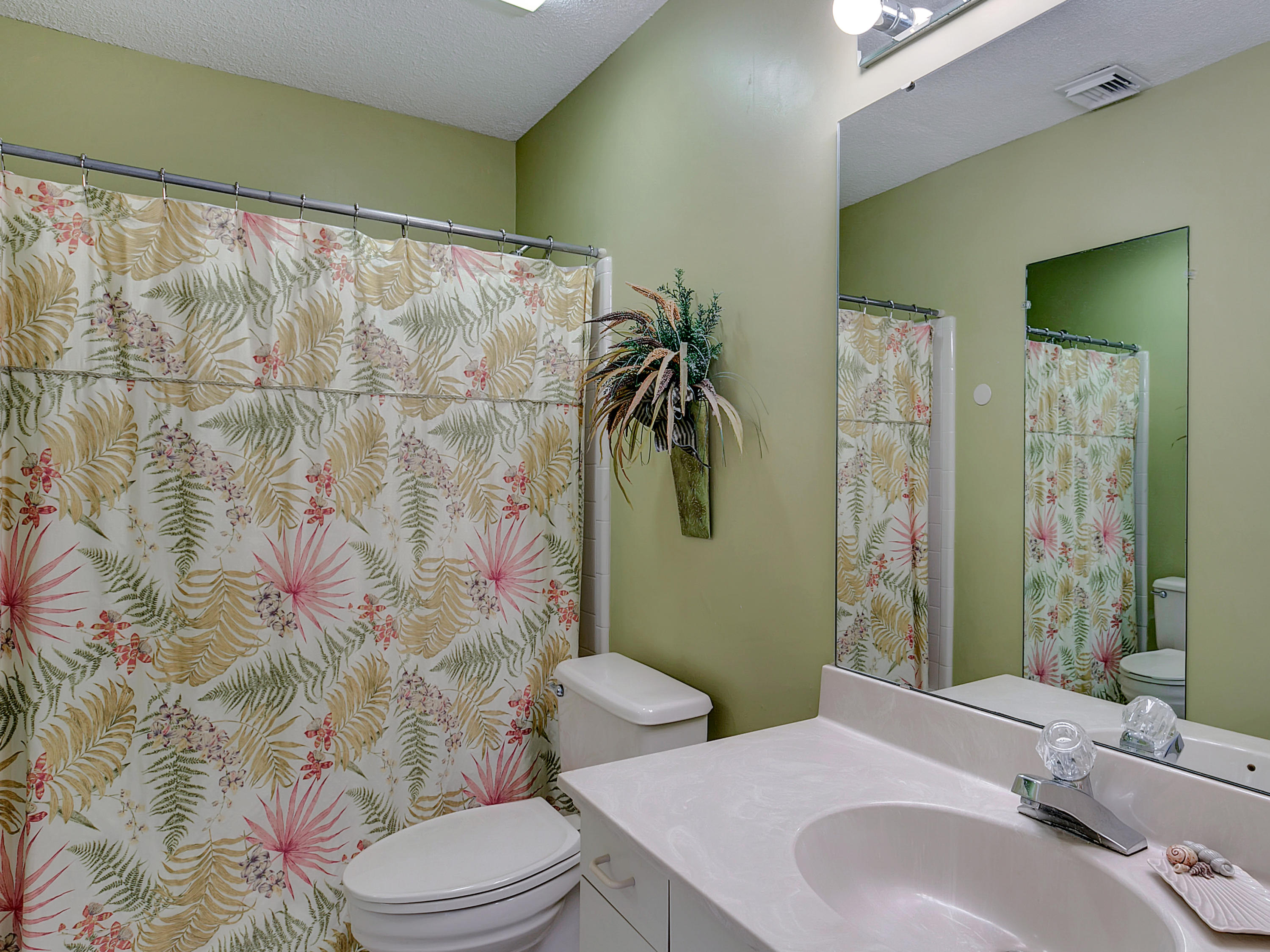 SEAGROVE BCH DUNE VILLAS PH 1 - Residential