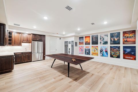 listing image 103