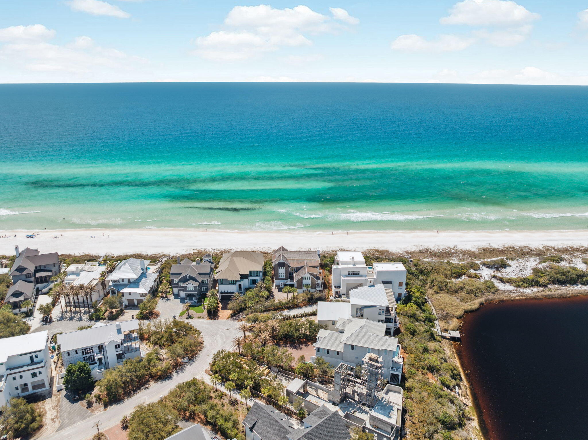 CAMP CREEK POINT - Residential
