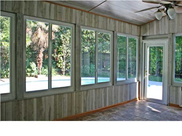 ROCKY BAYOU COUNTRY CLUB ESTATES 4 - Residential Lease