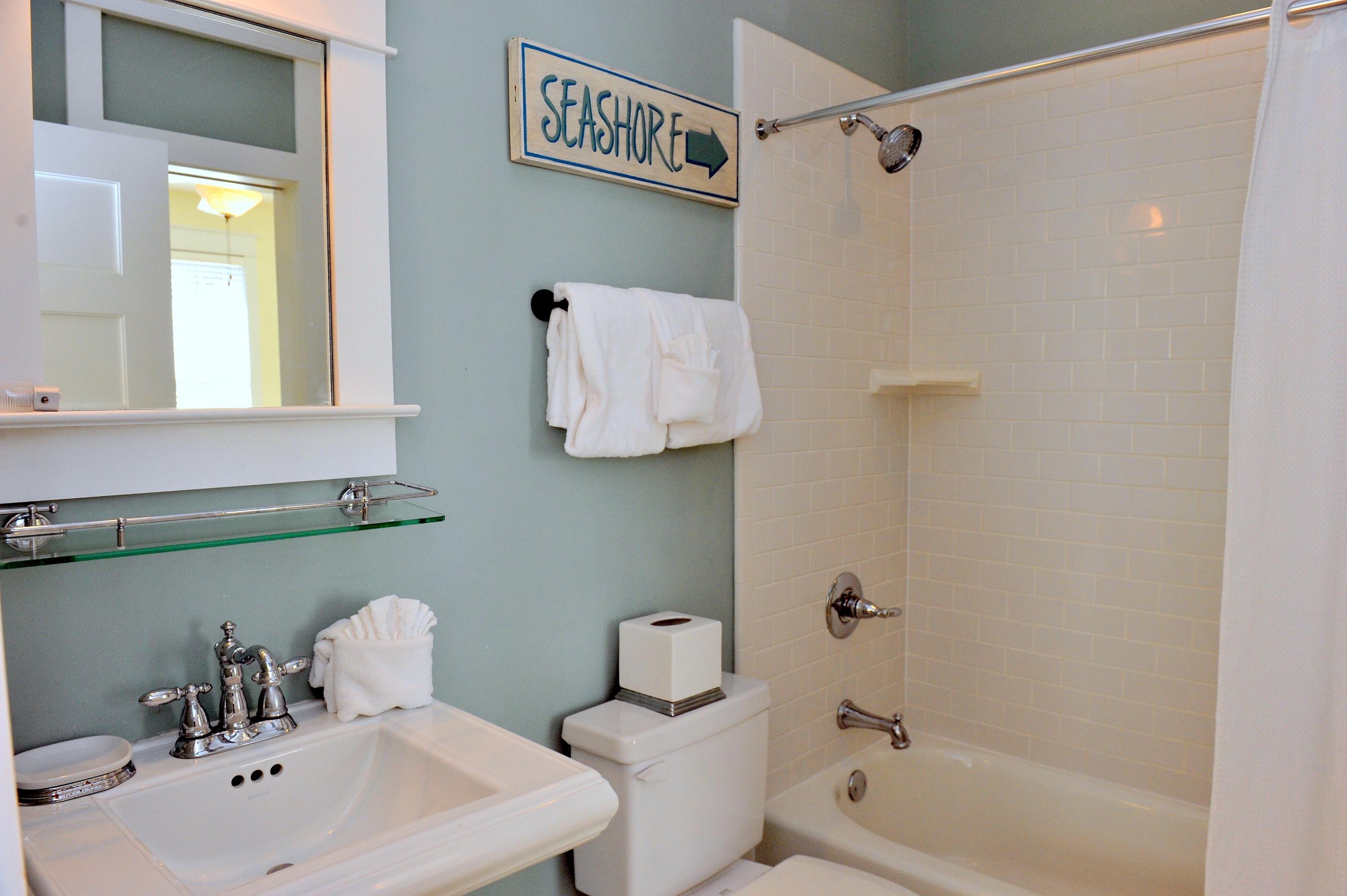 SUMMER'S EDGE - Residential