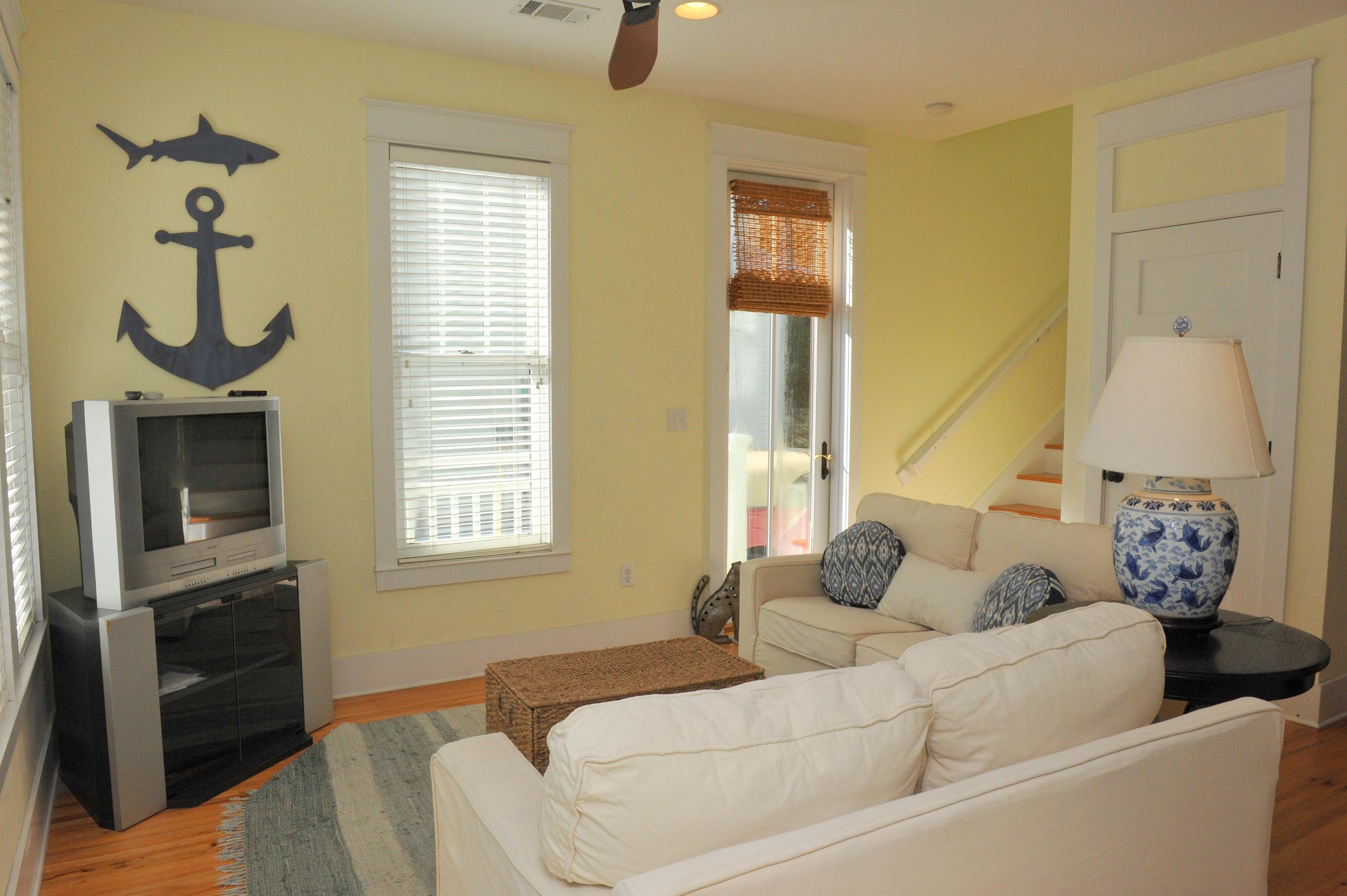 SUMMER'S EDGE - Residential